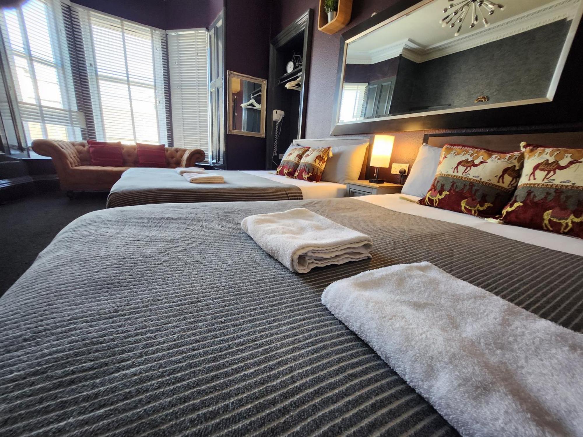 Deluxe Quadruple Room