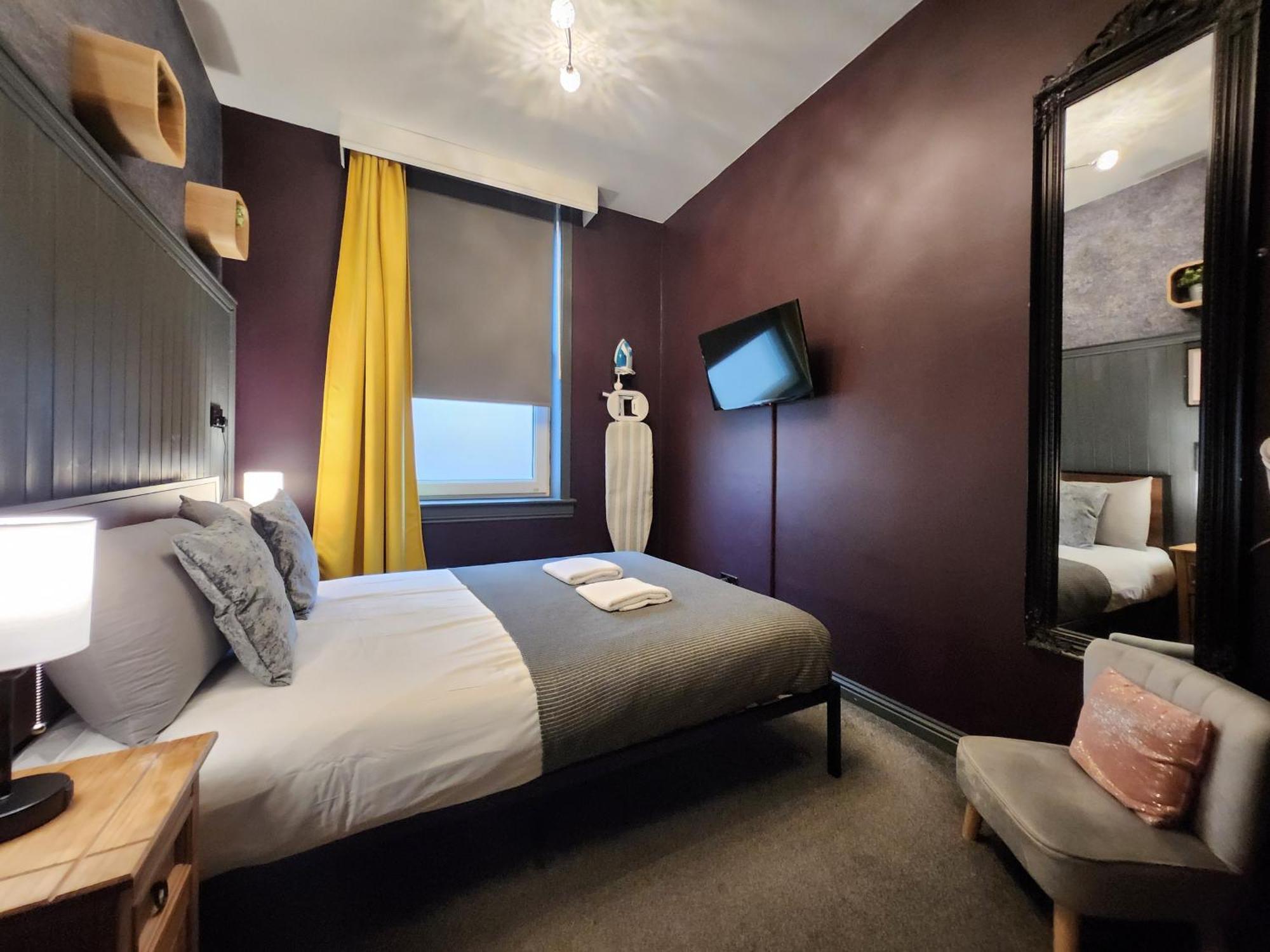Budget Double Room Private External Bathroom