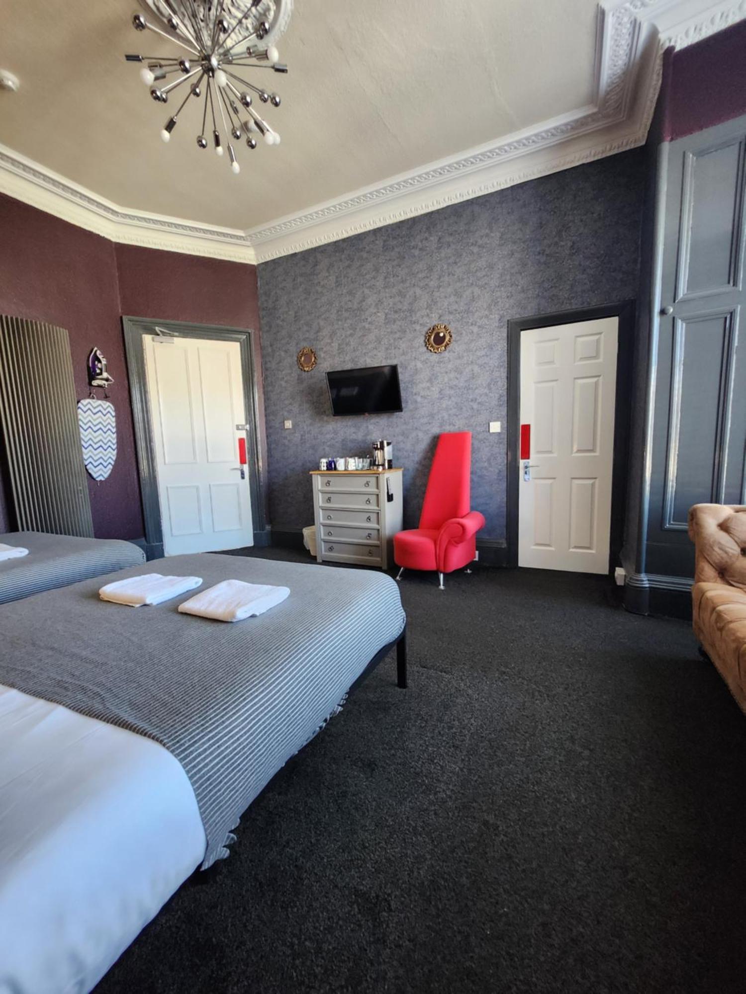 Deluxe Quadruple Room