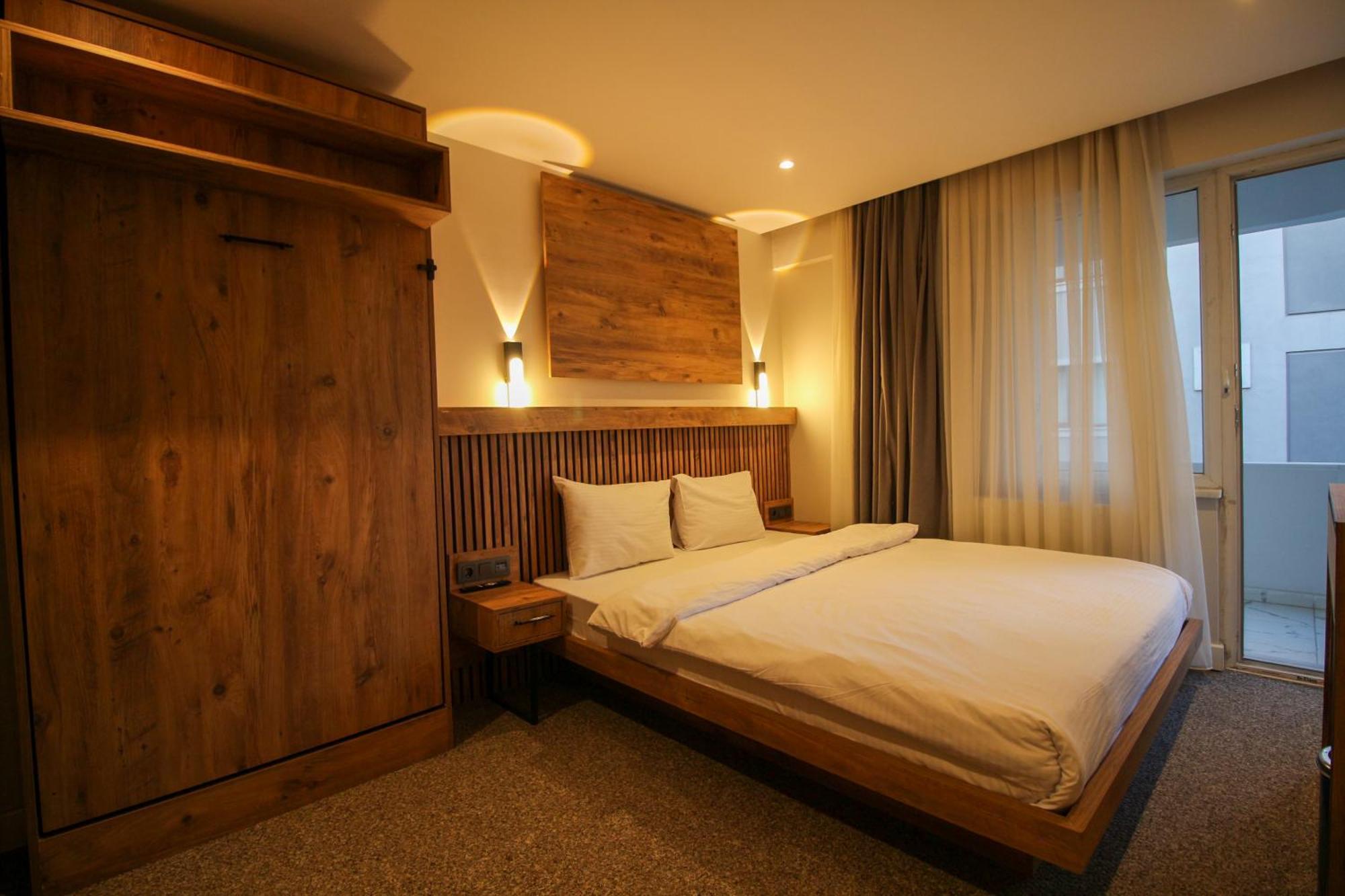 Triple Room Balcony