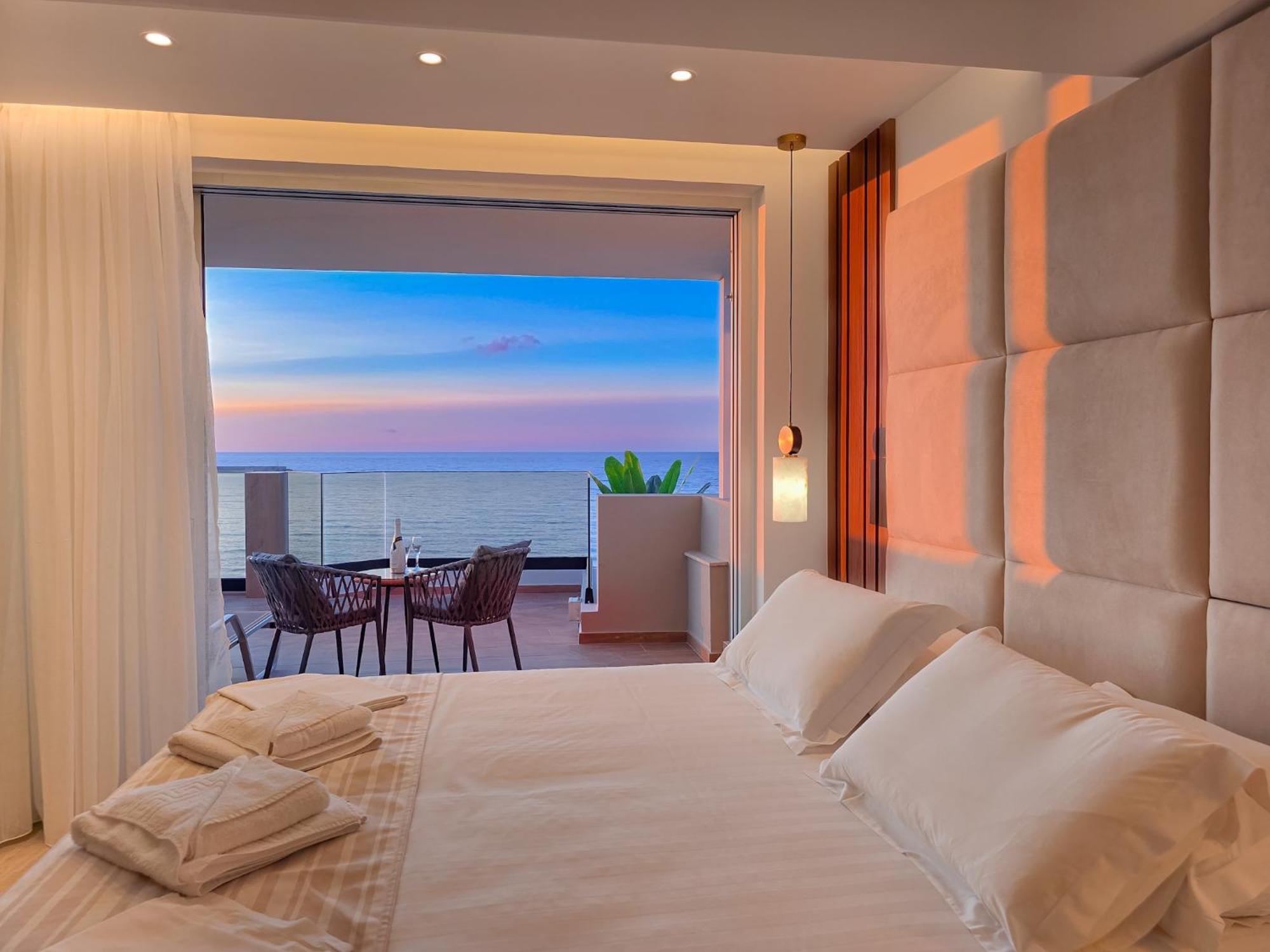 Deluxe Doppelzimmer mit Balkon und Meerblick