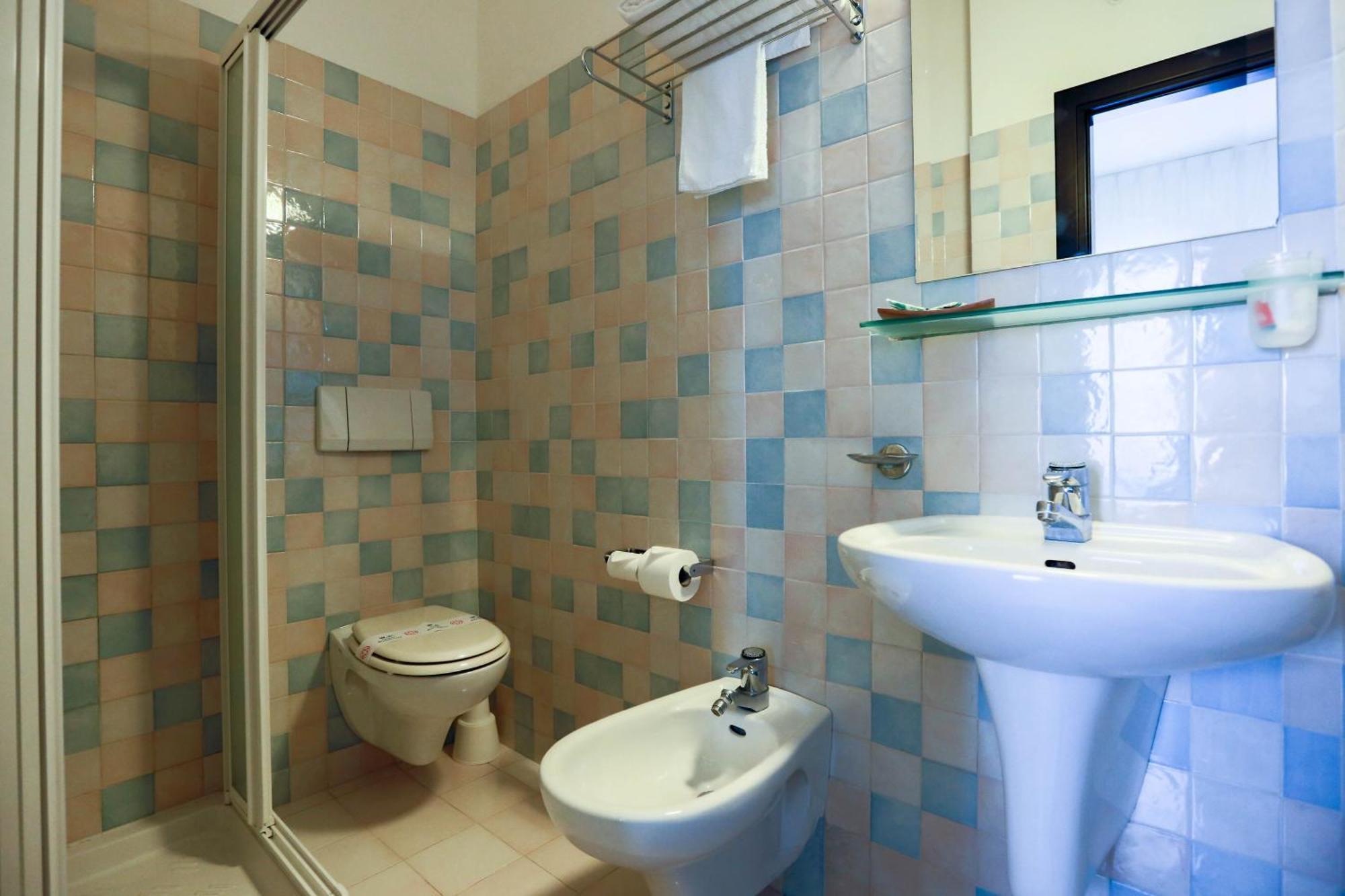 Economy Quadruple Room