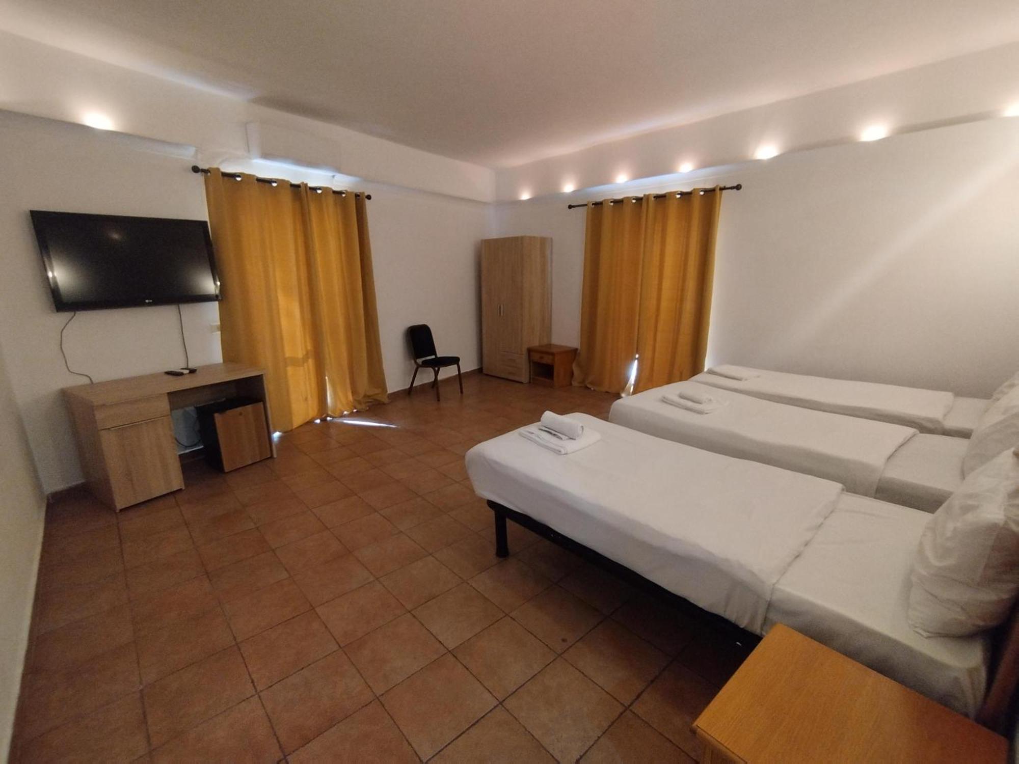 Economy Twin Room