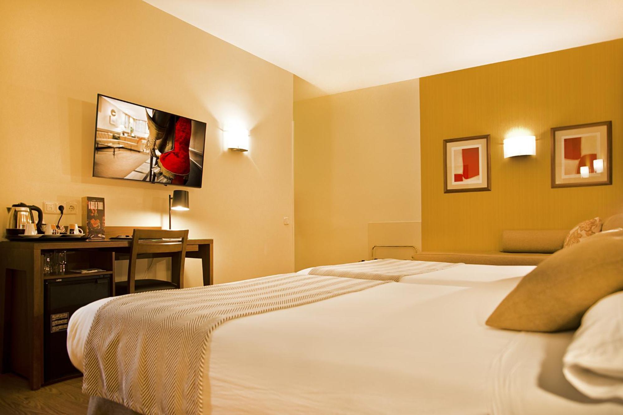 Twin Room Extra Bed