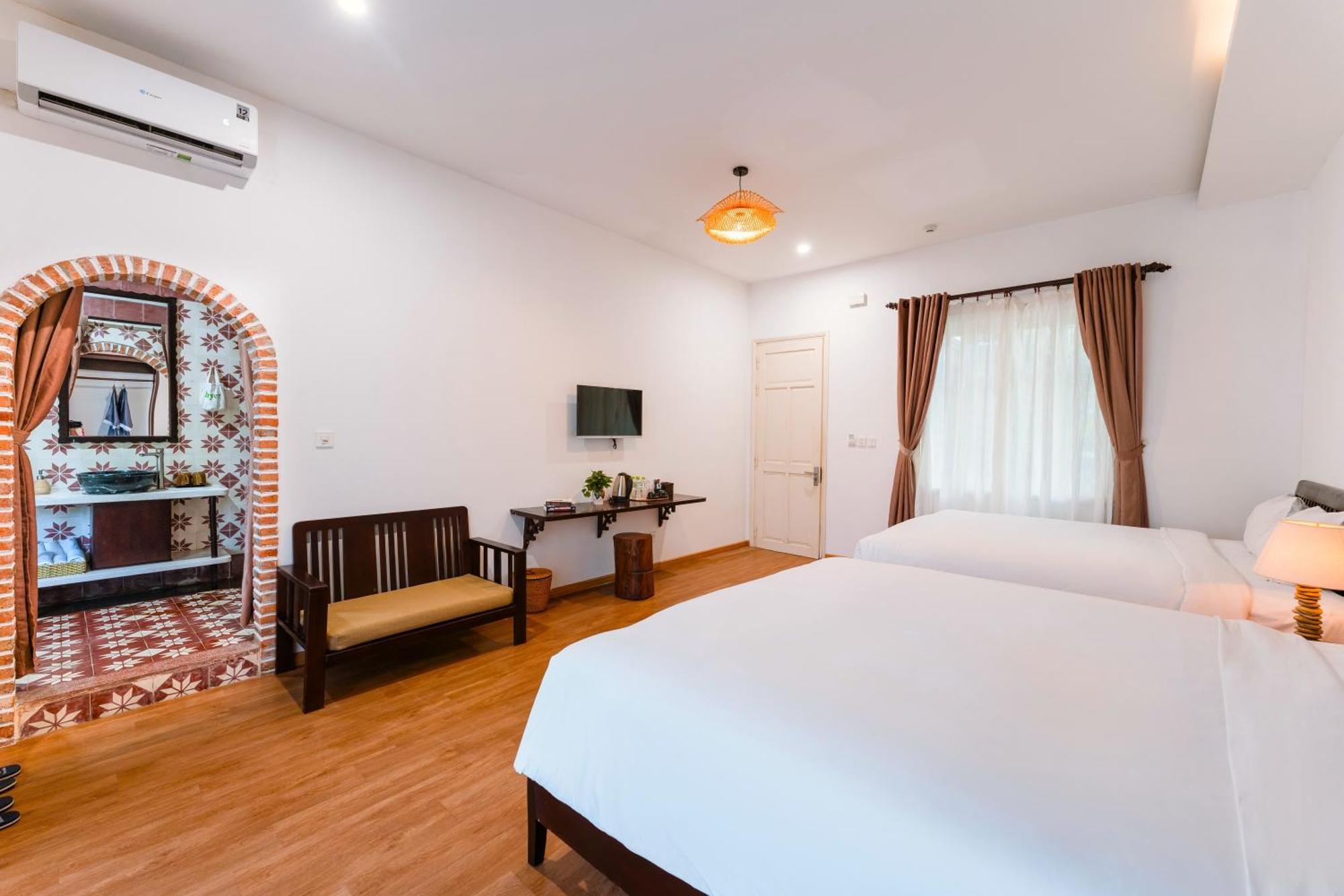 Triple Room City View