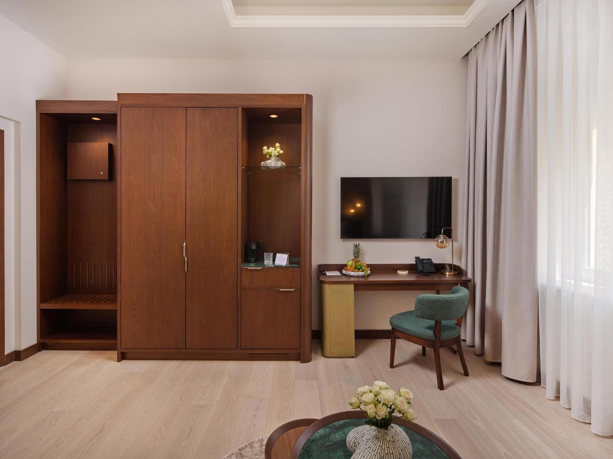 Deluxe Double or Twin Room Balcony