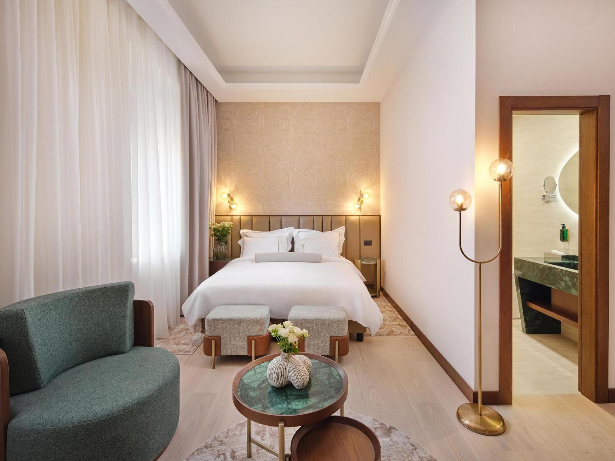 Deluxe Double or Twin Room Balcony