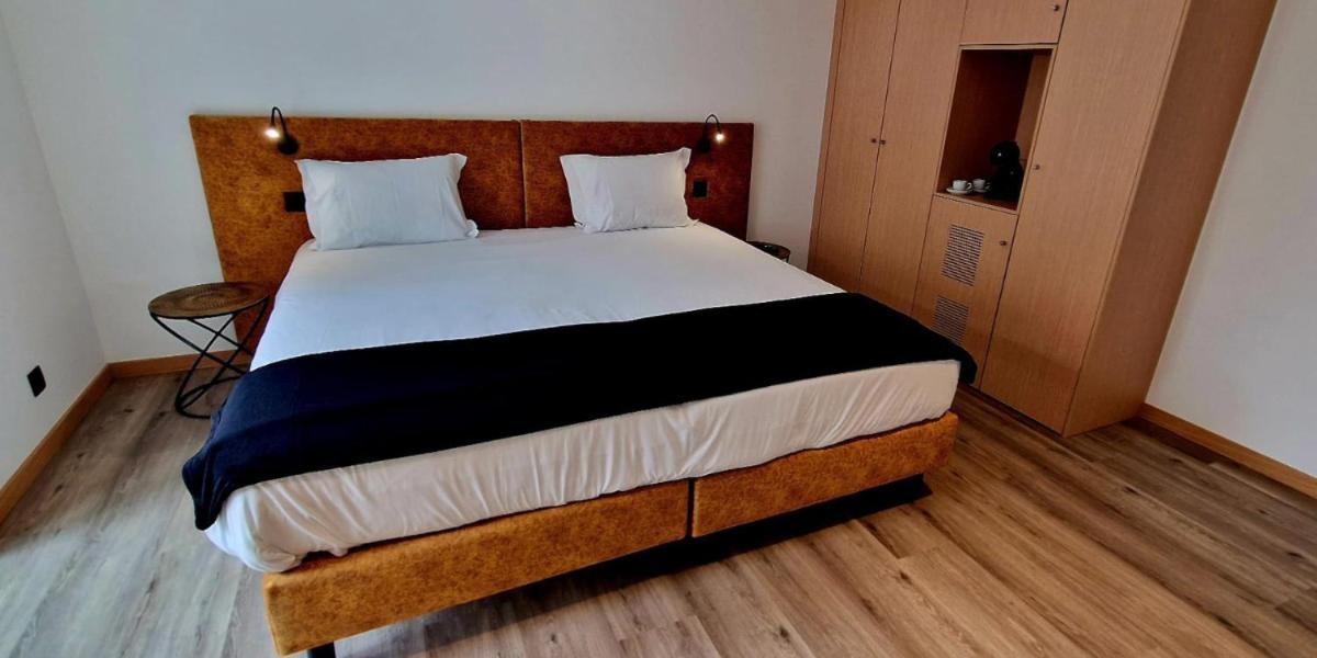 Deluxe Suite,1679087589:JPEG