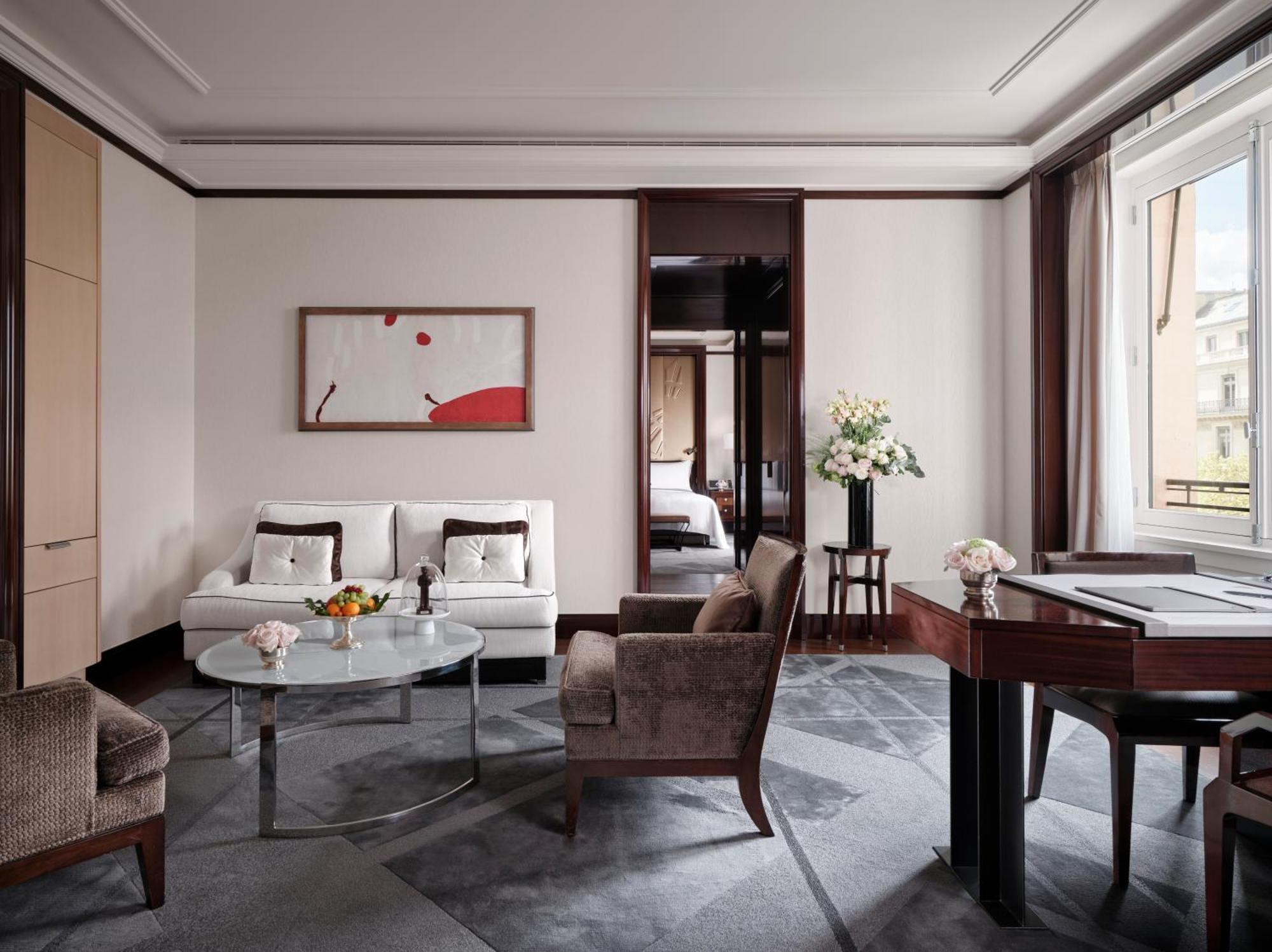 Deluxe Suite,1679606215:JPEG