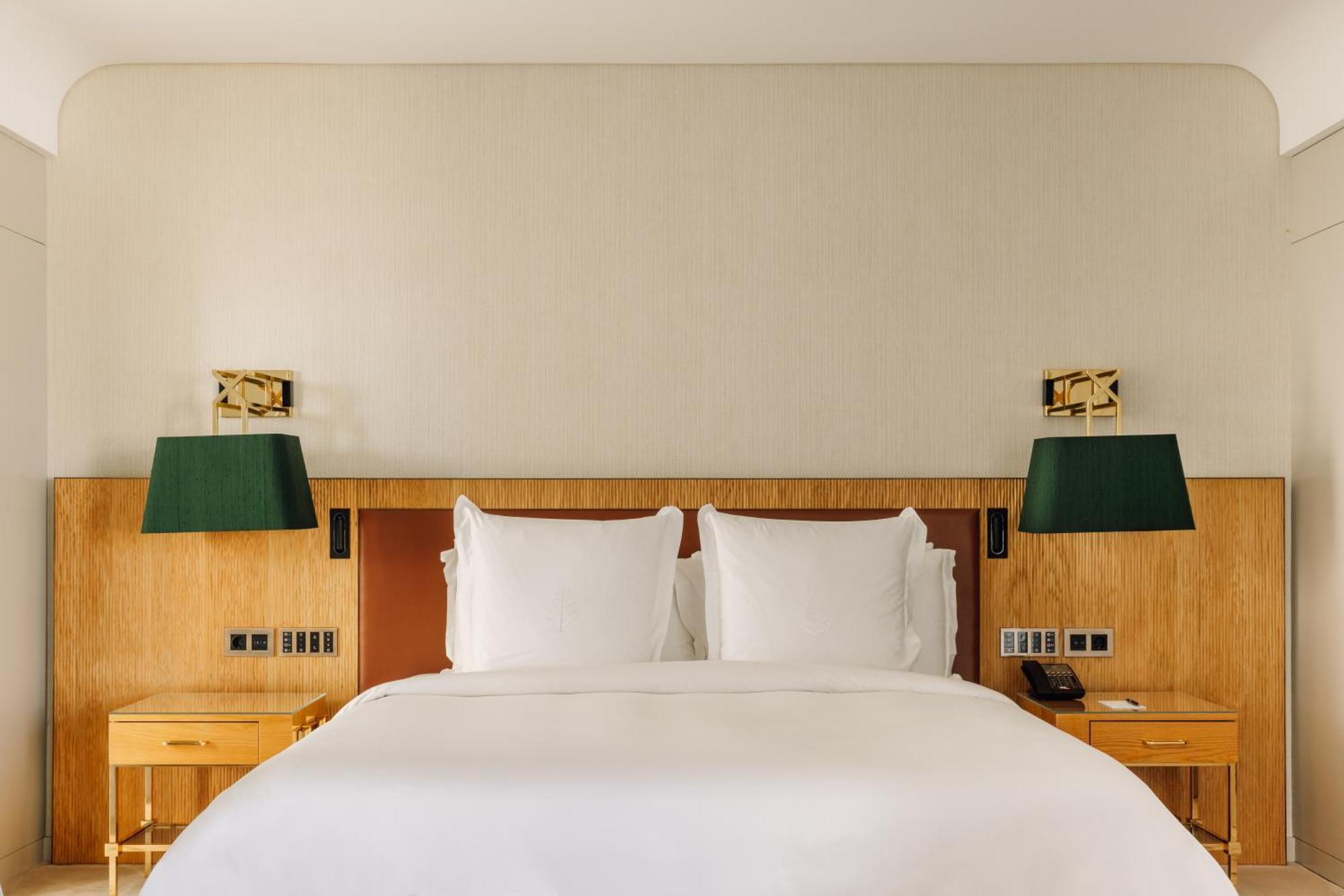 Premier City View Room