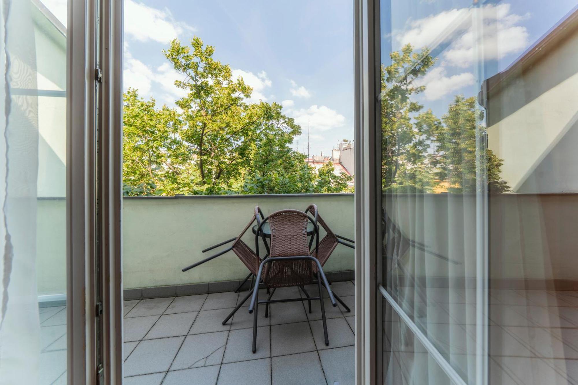 Deluxe Suite Balcony
