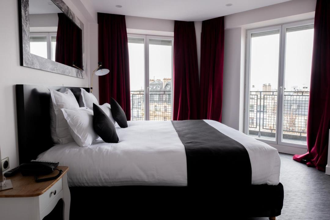 Prestige Suite Eiffel Tower View