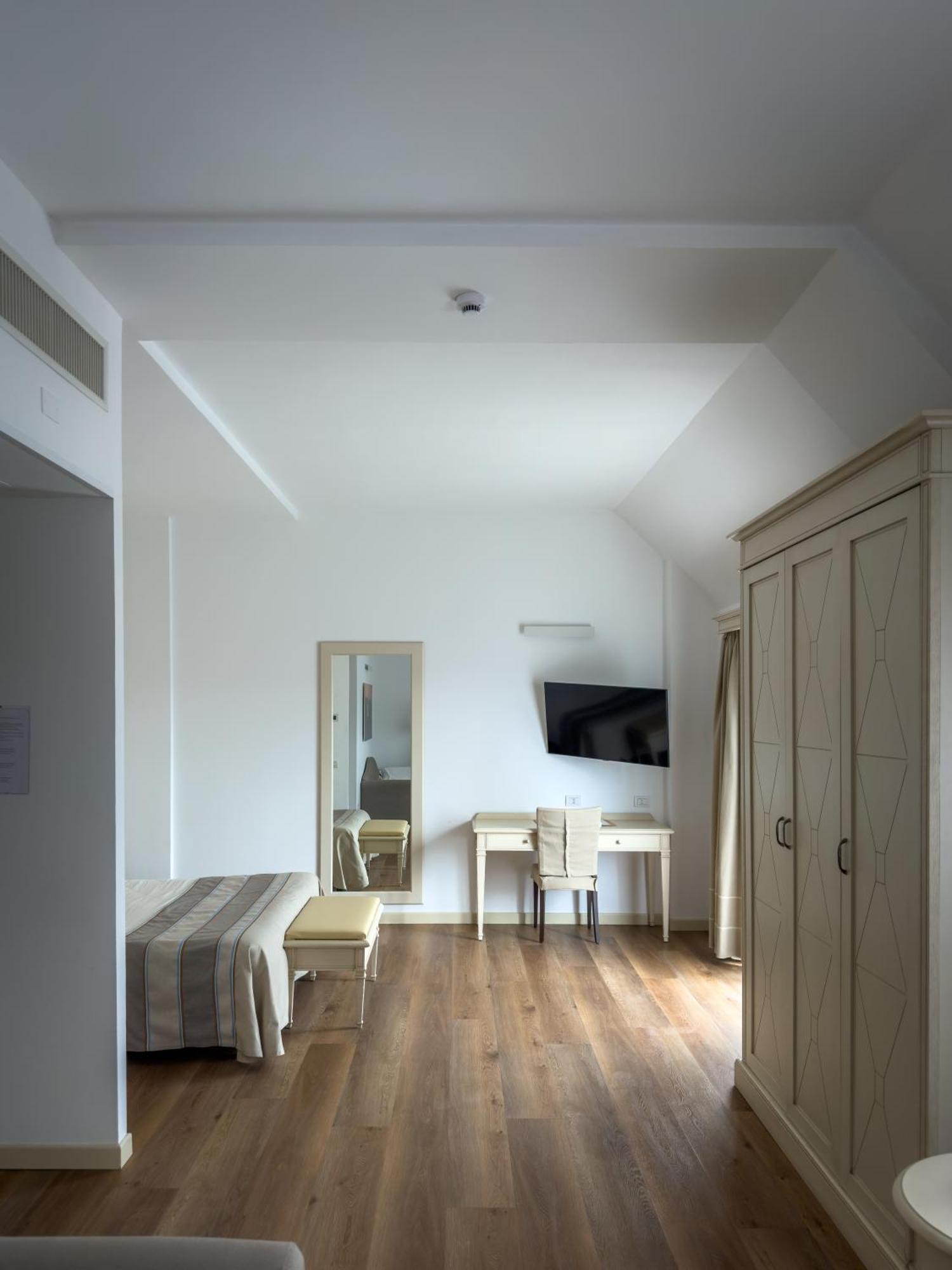 Doppelzimmer mit Balkon