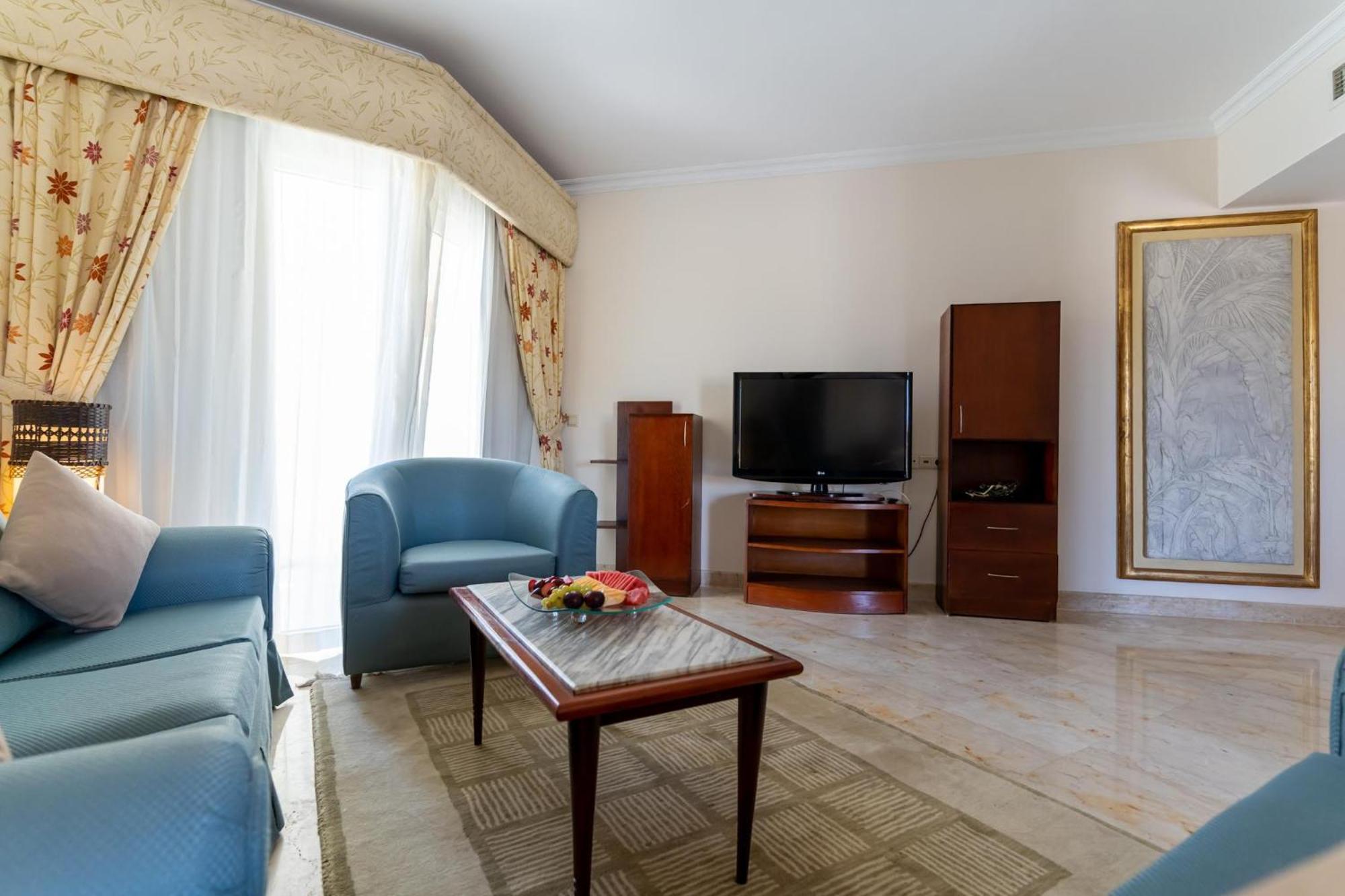 Royal Suite,1687459558:JPEG