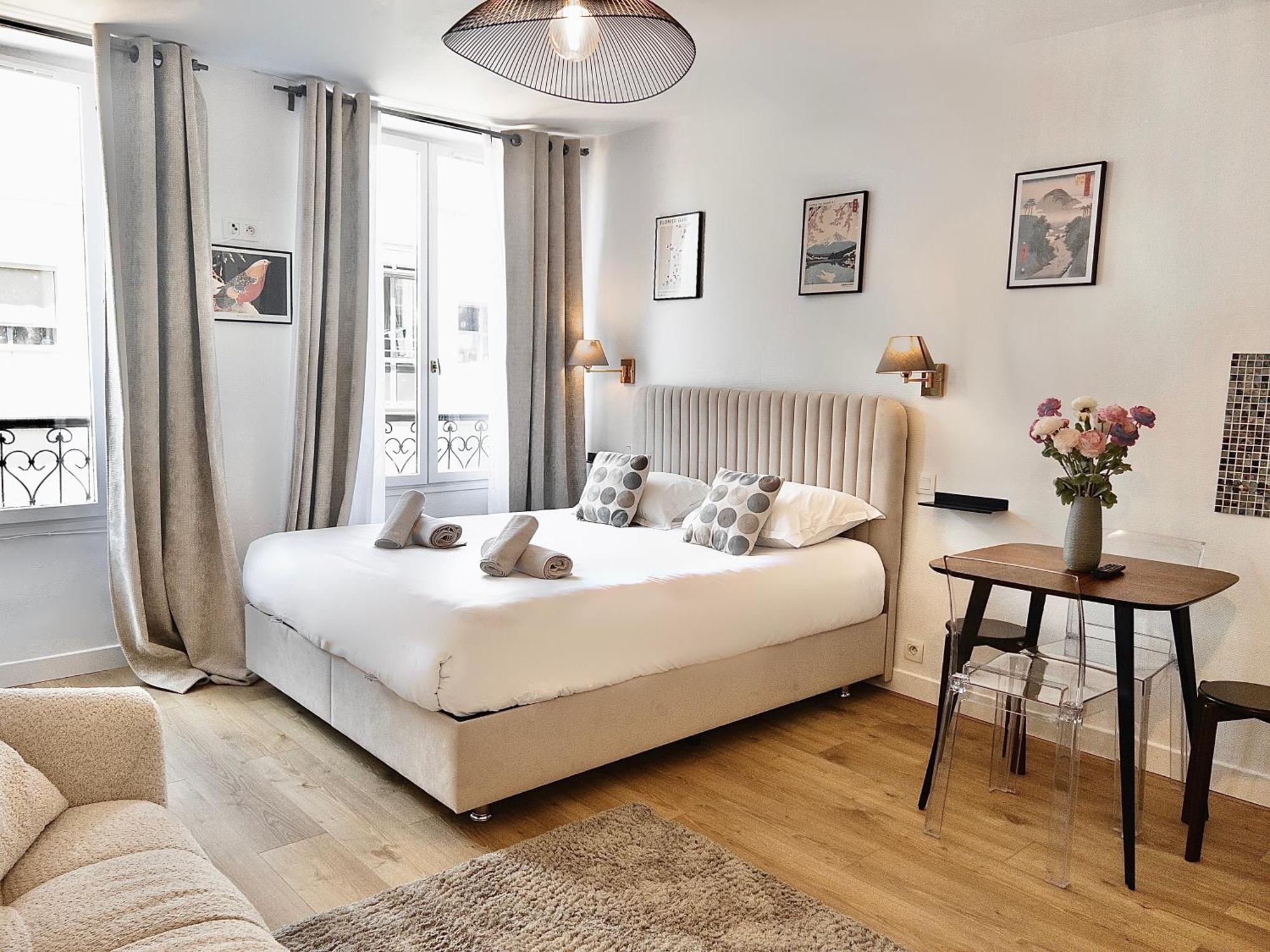 Studio Apartment