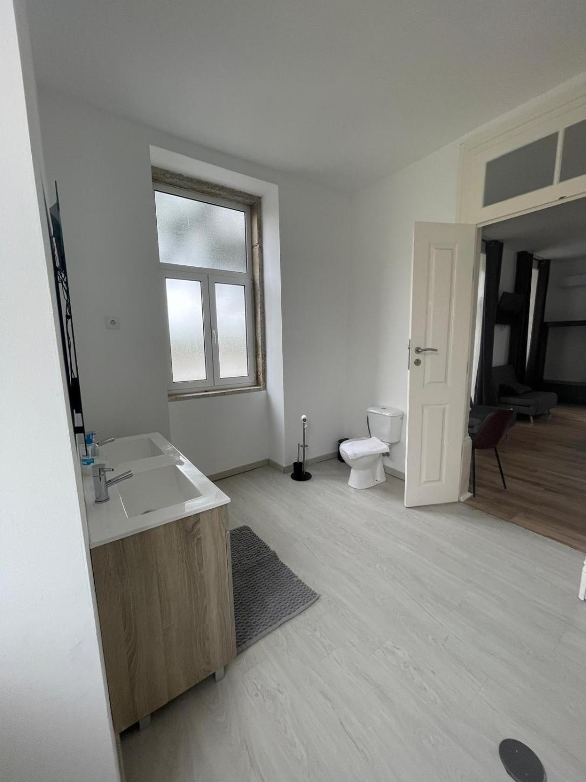 Family Room Private Bathroom