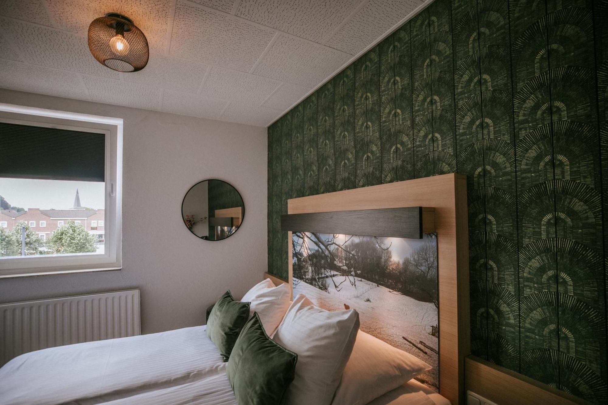 Economy Twin Room