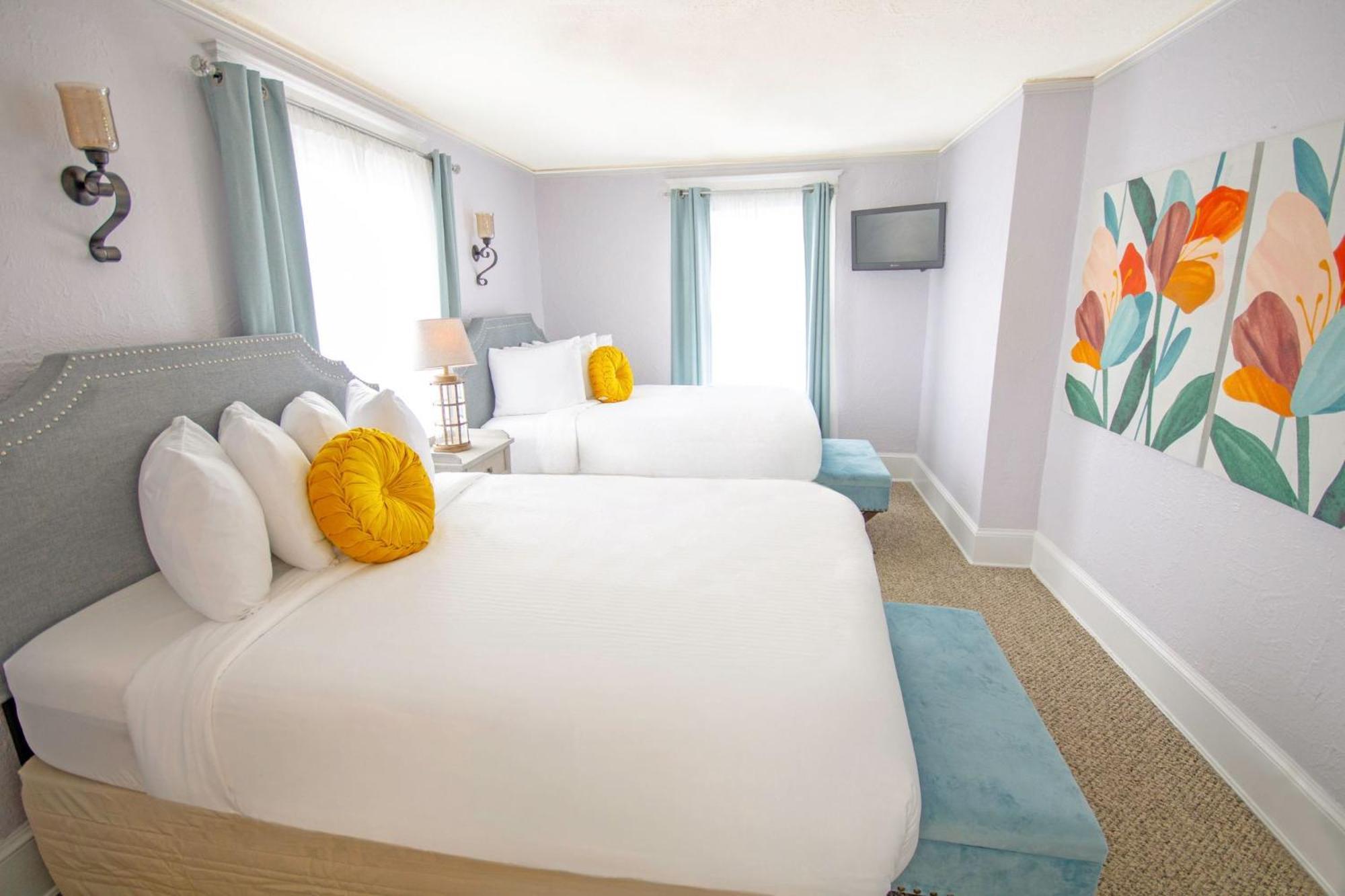 Deluxe Quadruple Room