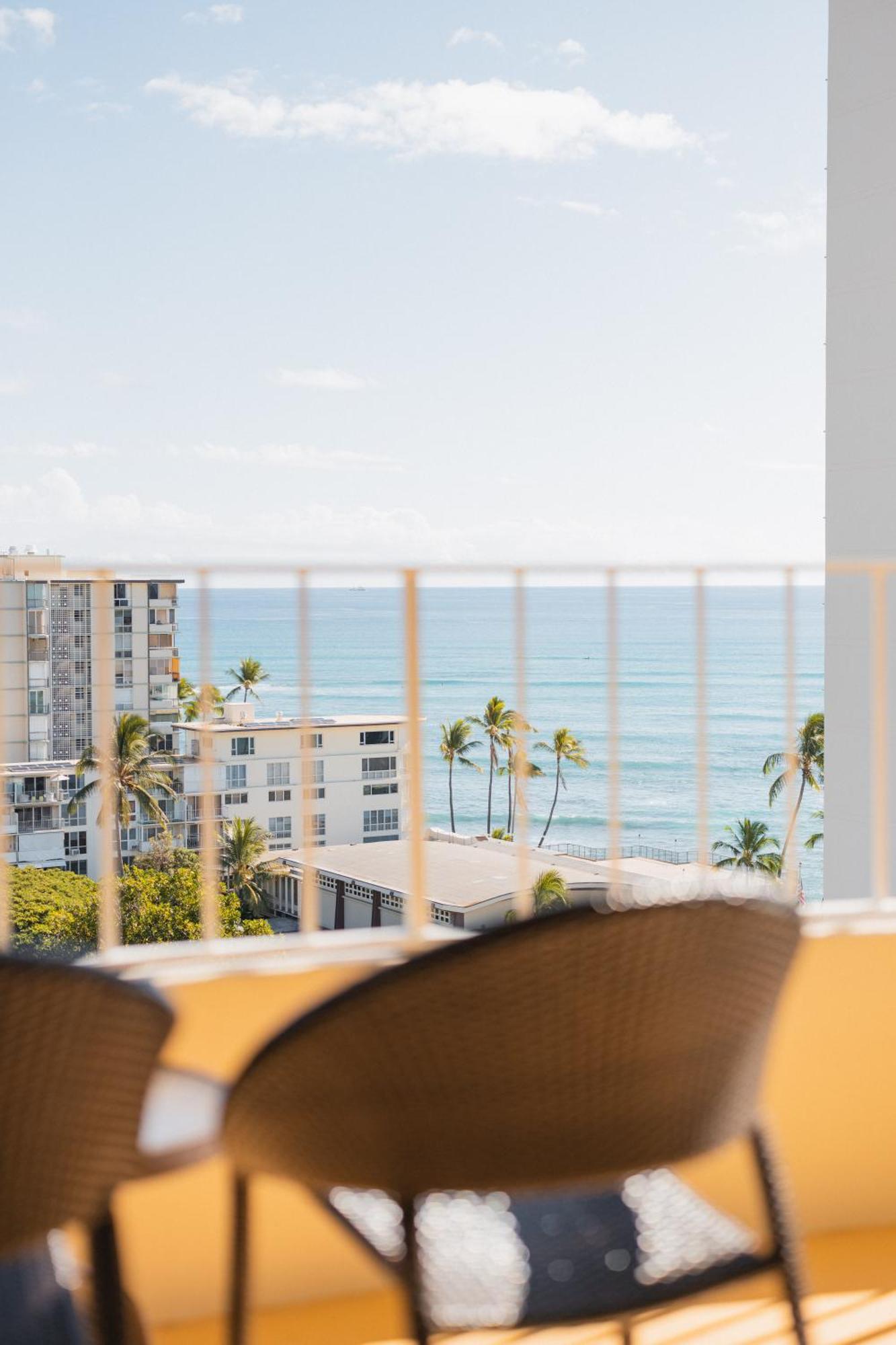 Corner Ocean View King