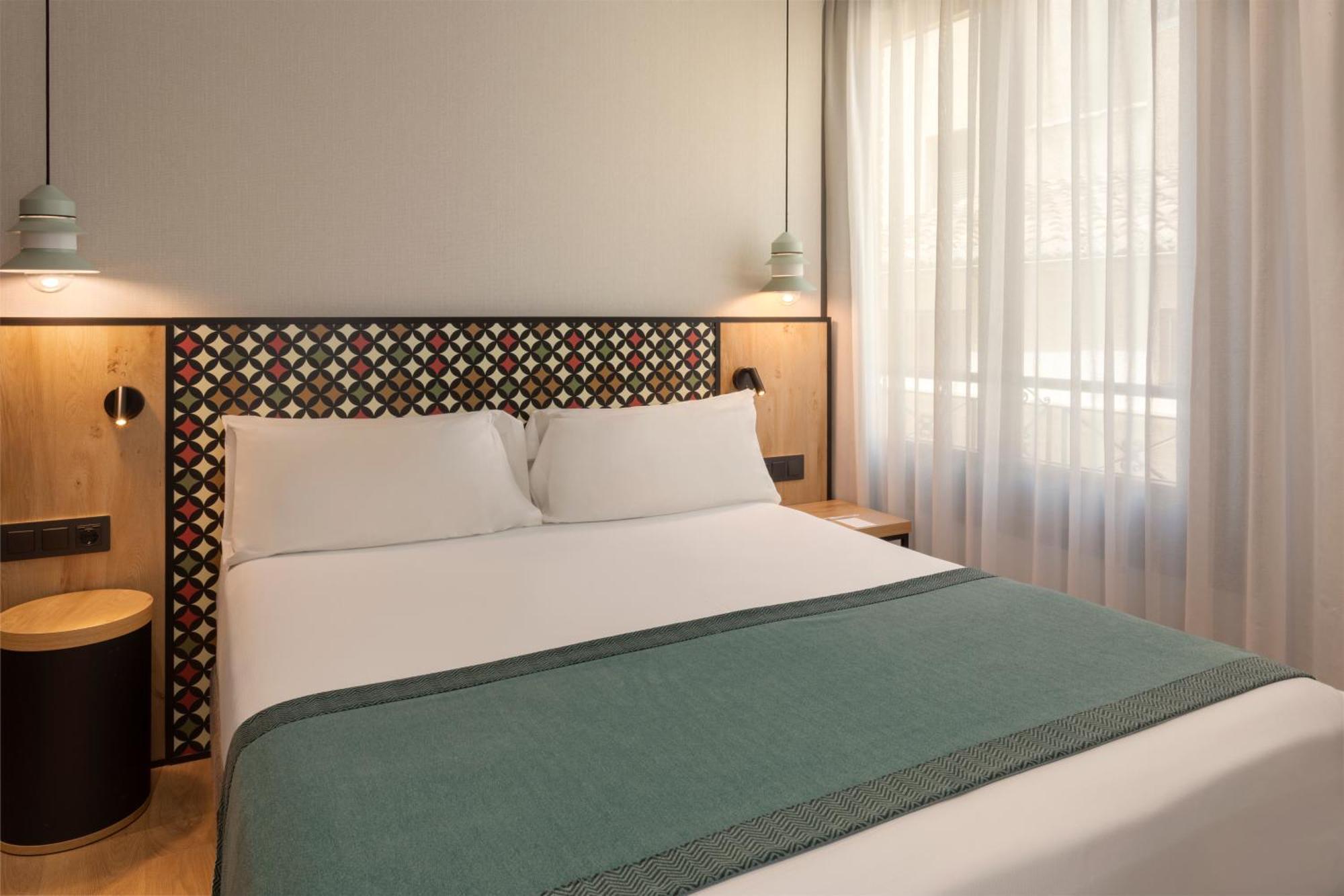 Premium Double or Twin Room,1693273194:JPEG
