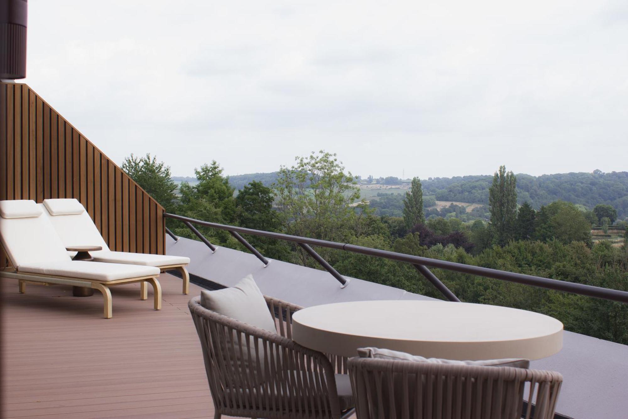 Royal Sauna Suite Spa Access