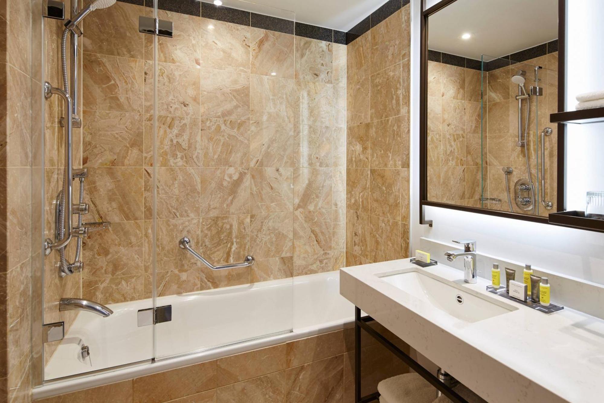 Superior Guest Room One King Bed Grosvenor Square View