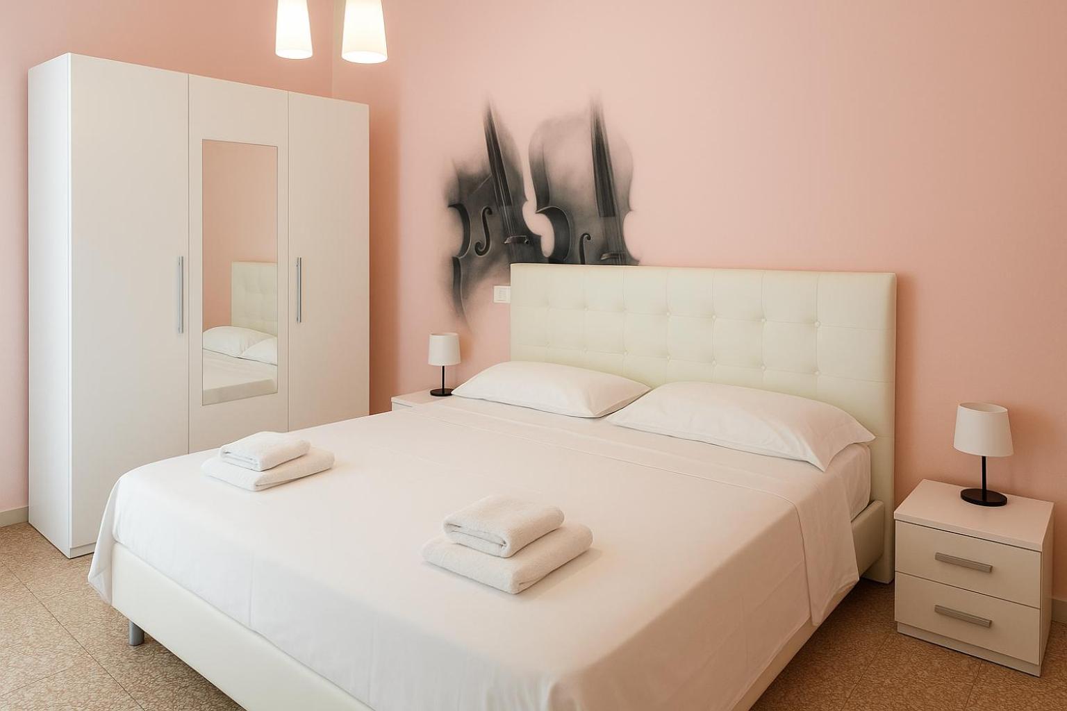 Double Room Private External Bathroom