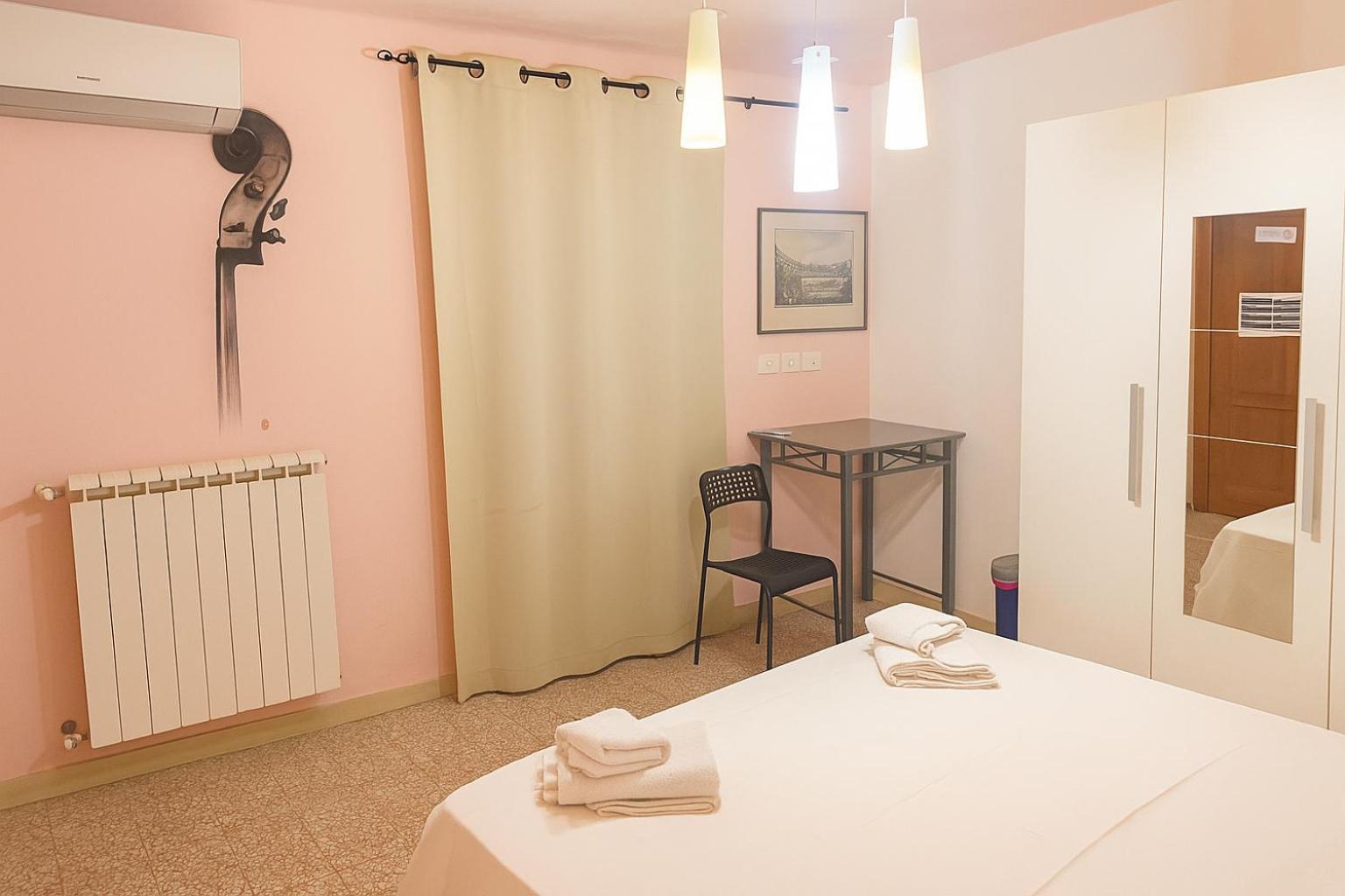 Double Room Private External Bathroom
