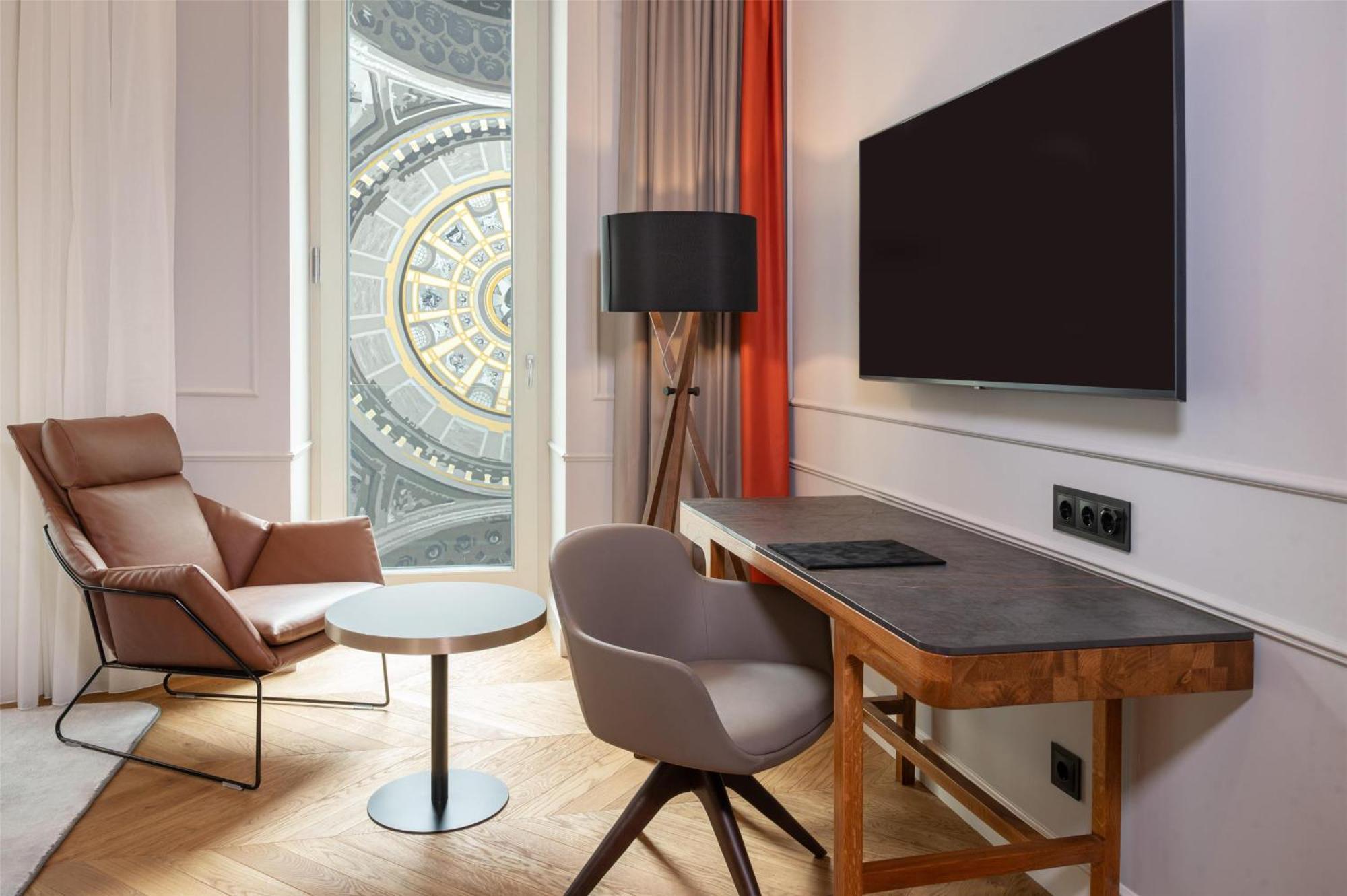 Quarto Superior Collection