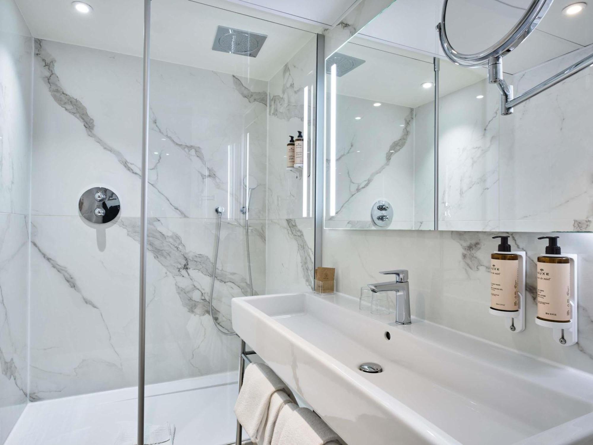 Quarto Privilege com 2 Camas de Solteiro