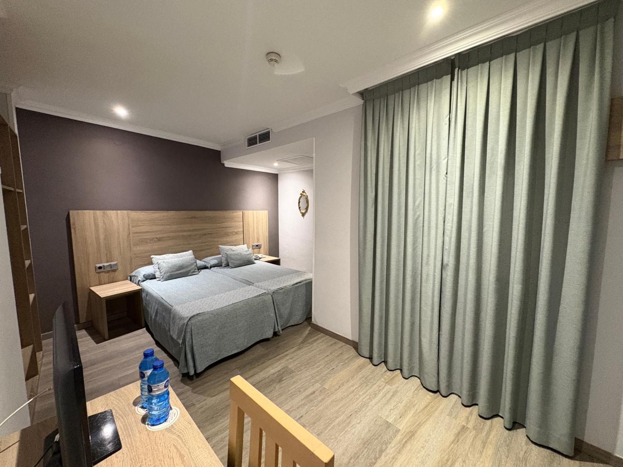 Economic interior Double or Twin room