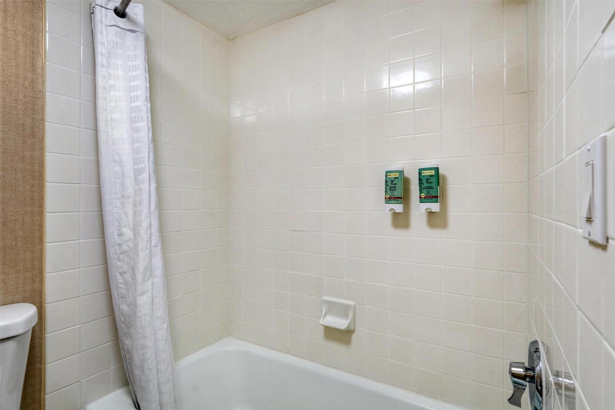 Quarto com Cama Queen-size - Não Fumantes