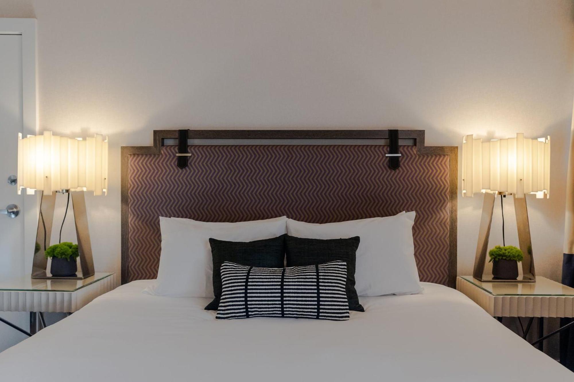 Queen Room Two Queen Beds