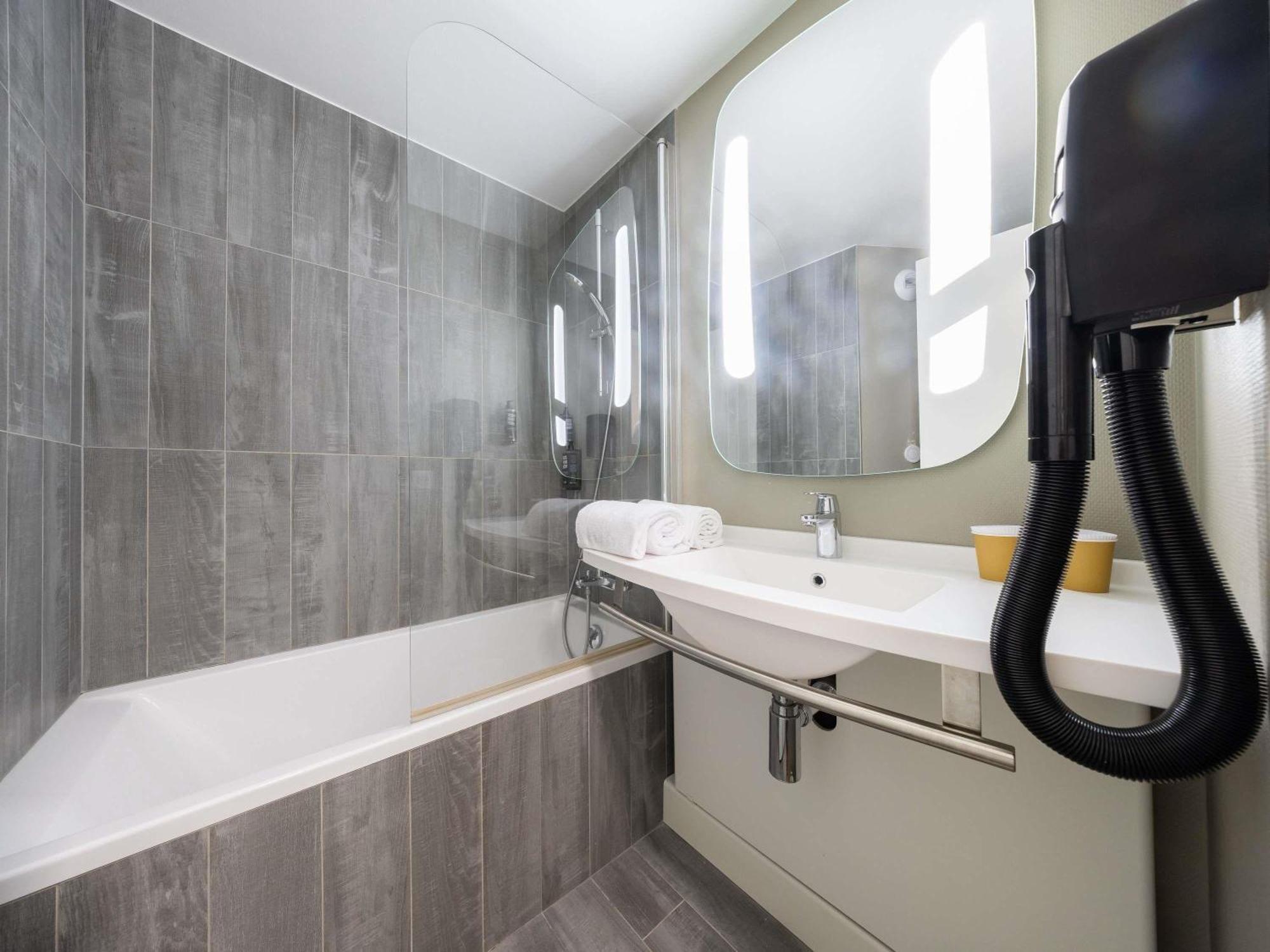 Quarto Standard com 2 Camas de Solteiro