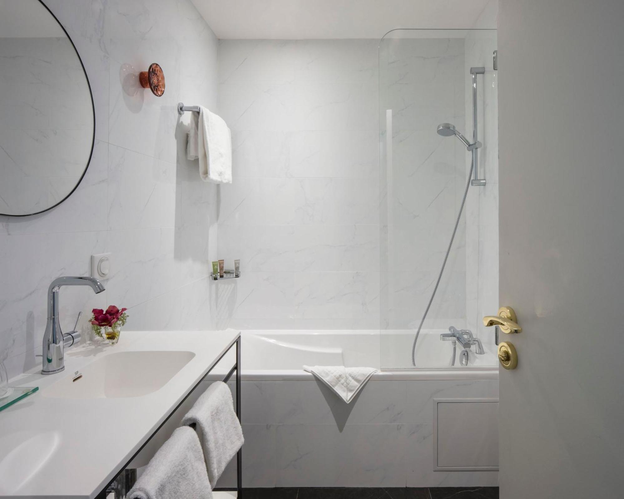 Privilege Room