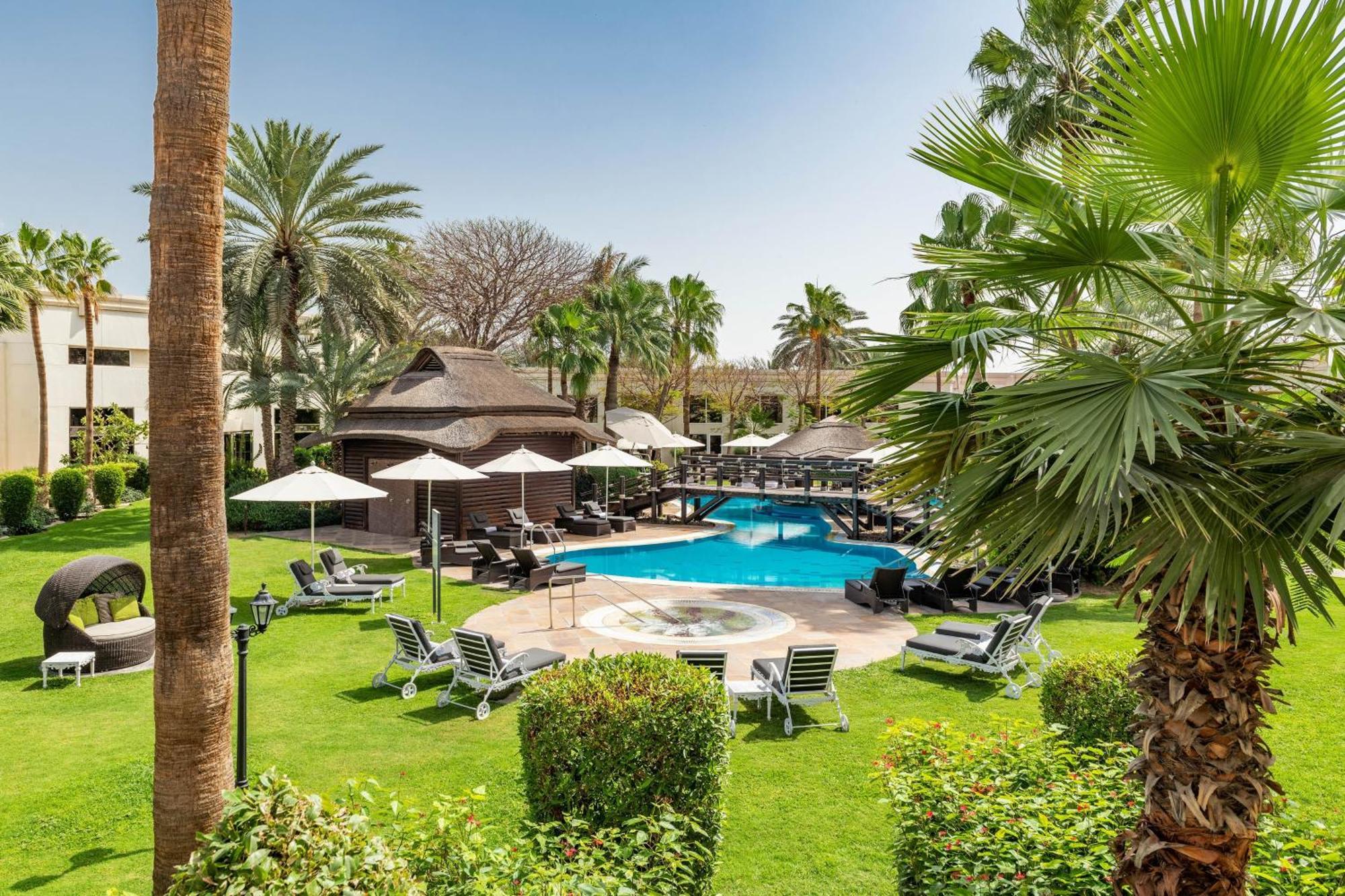 Superior Guest Room Pool View Direct Pool Access