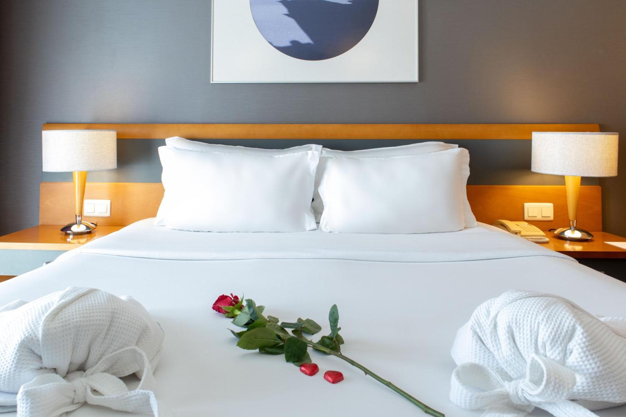 Double or Twin Room Sea View Romantic