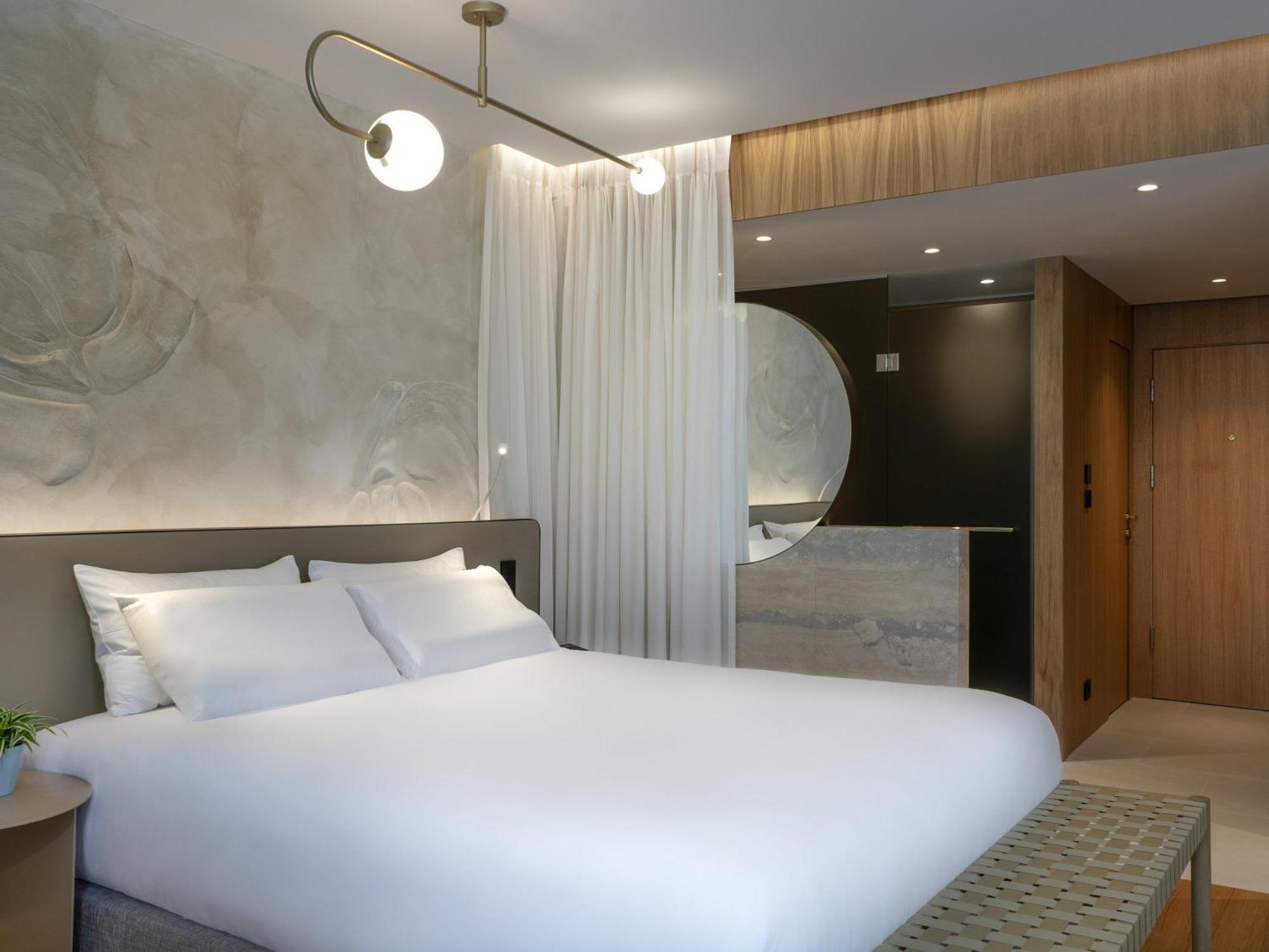 Deluxe Zimmer mit Kingsize-Bett