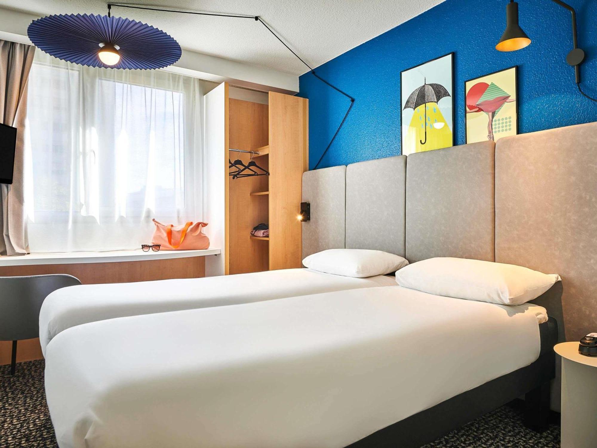 Standard Room Two Single Beds