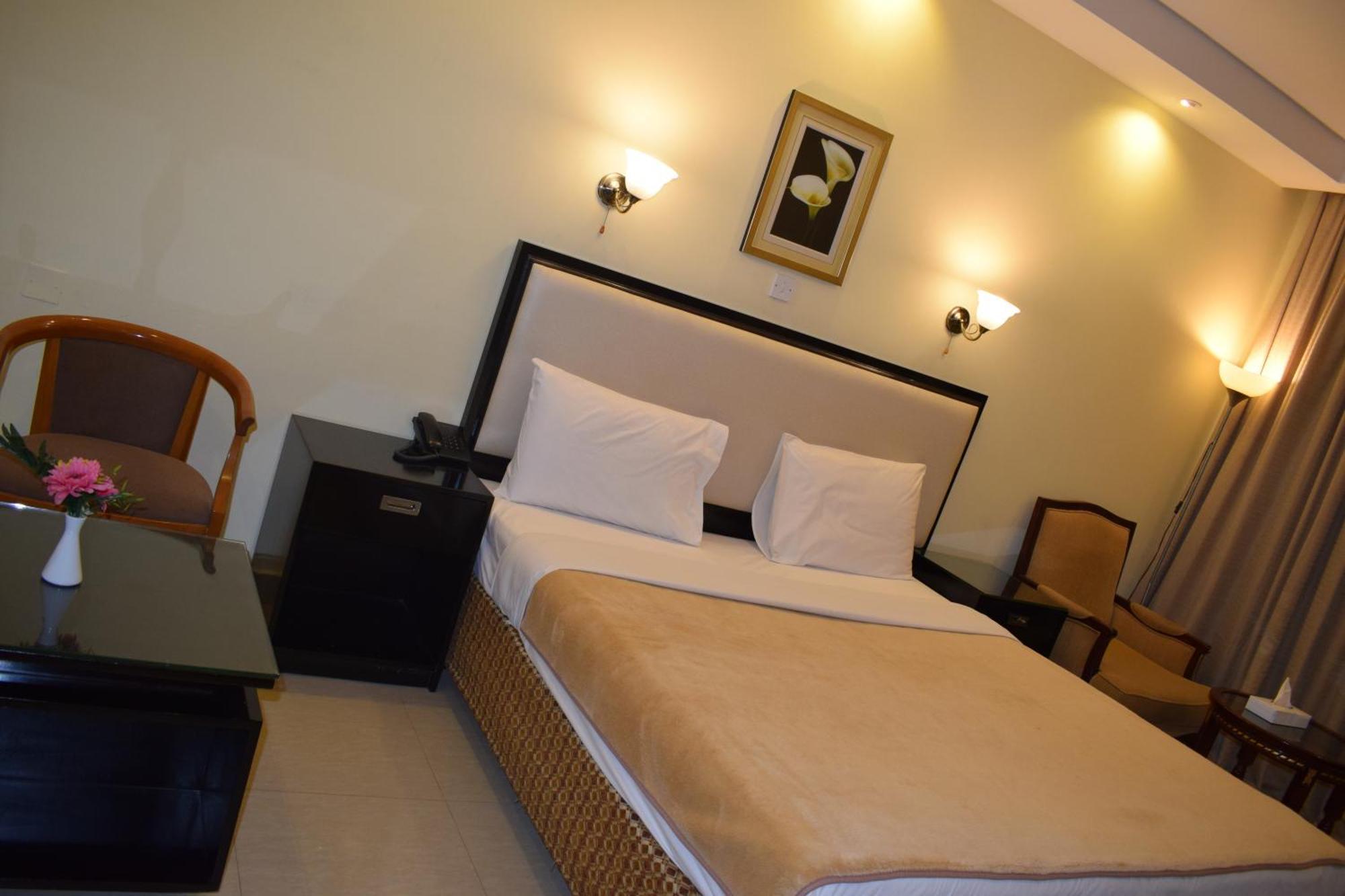 Standard King Room