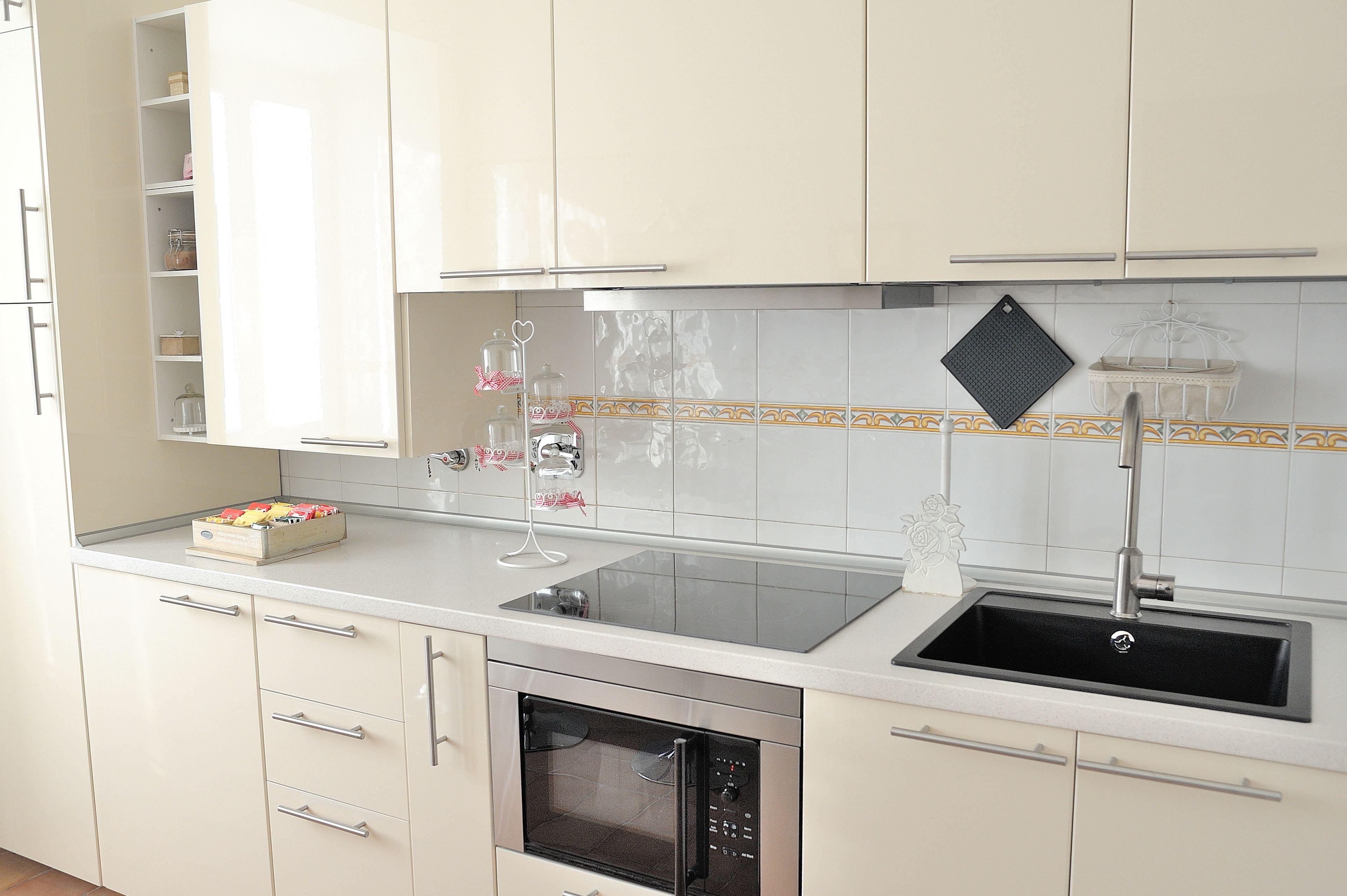 Three-Bedroom Deluxe Apartment