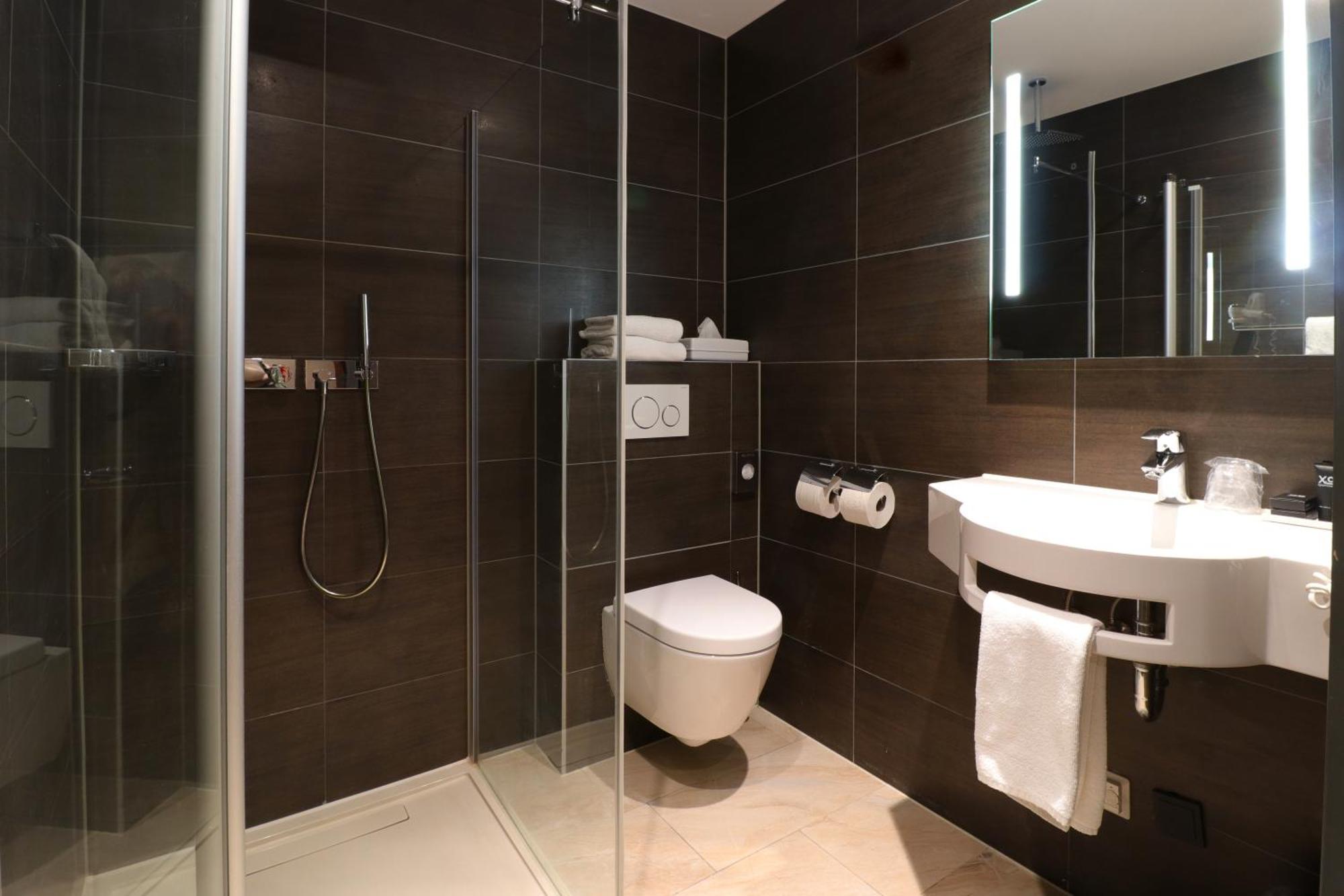 Twin Room Souterrain