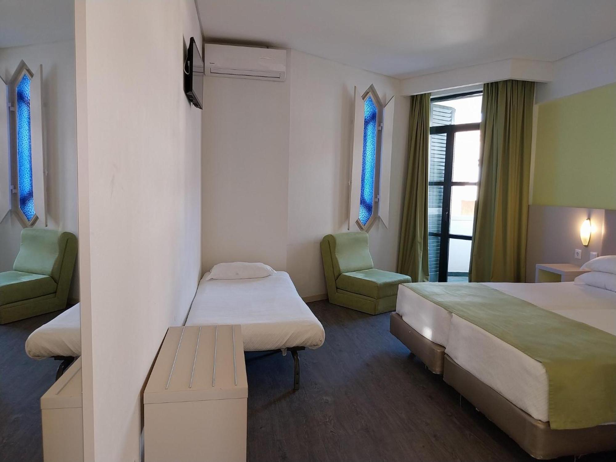 Double or Twin Room Extra Bed
