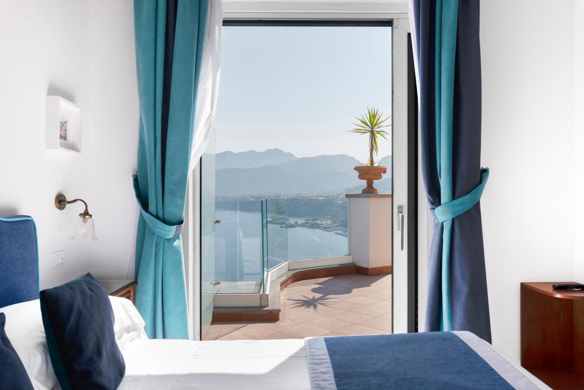 Deluxe Double Room Sea View