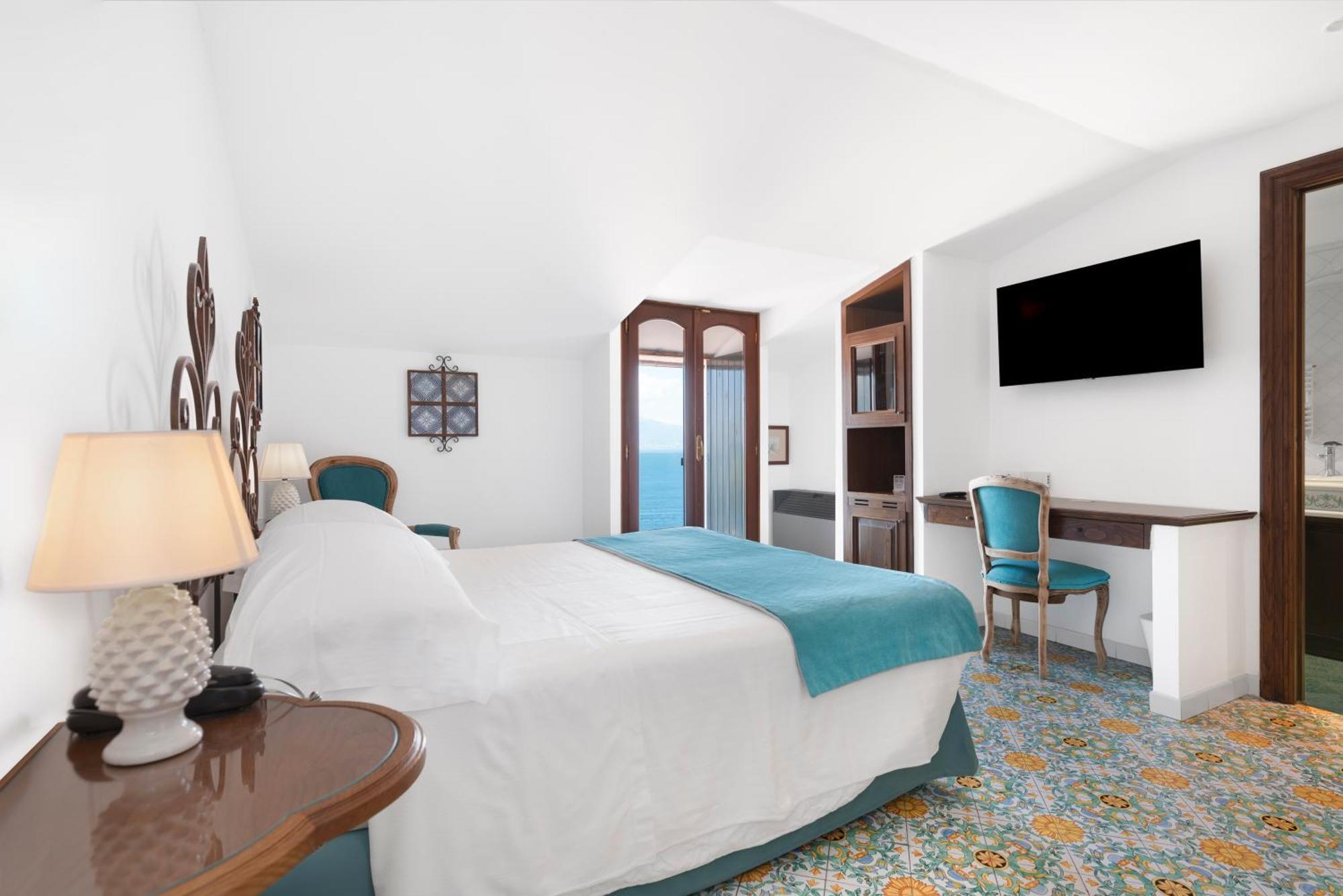 Superior Double Room Sea View