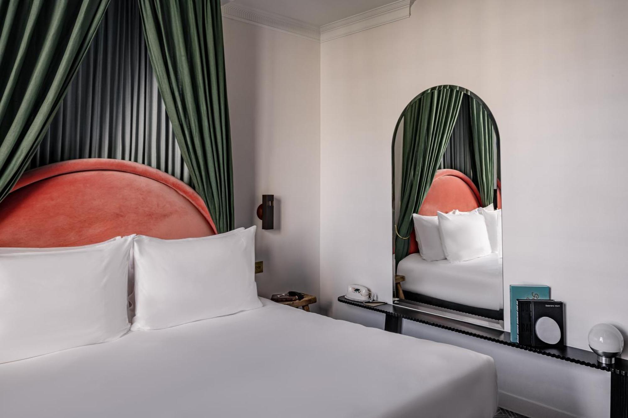 Deluxe Double or Twin Room Uzès