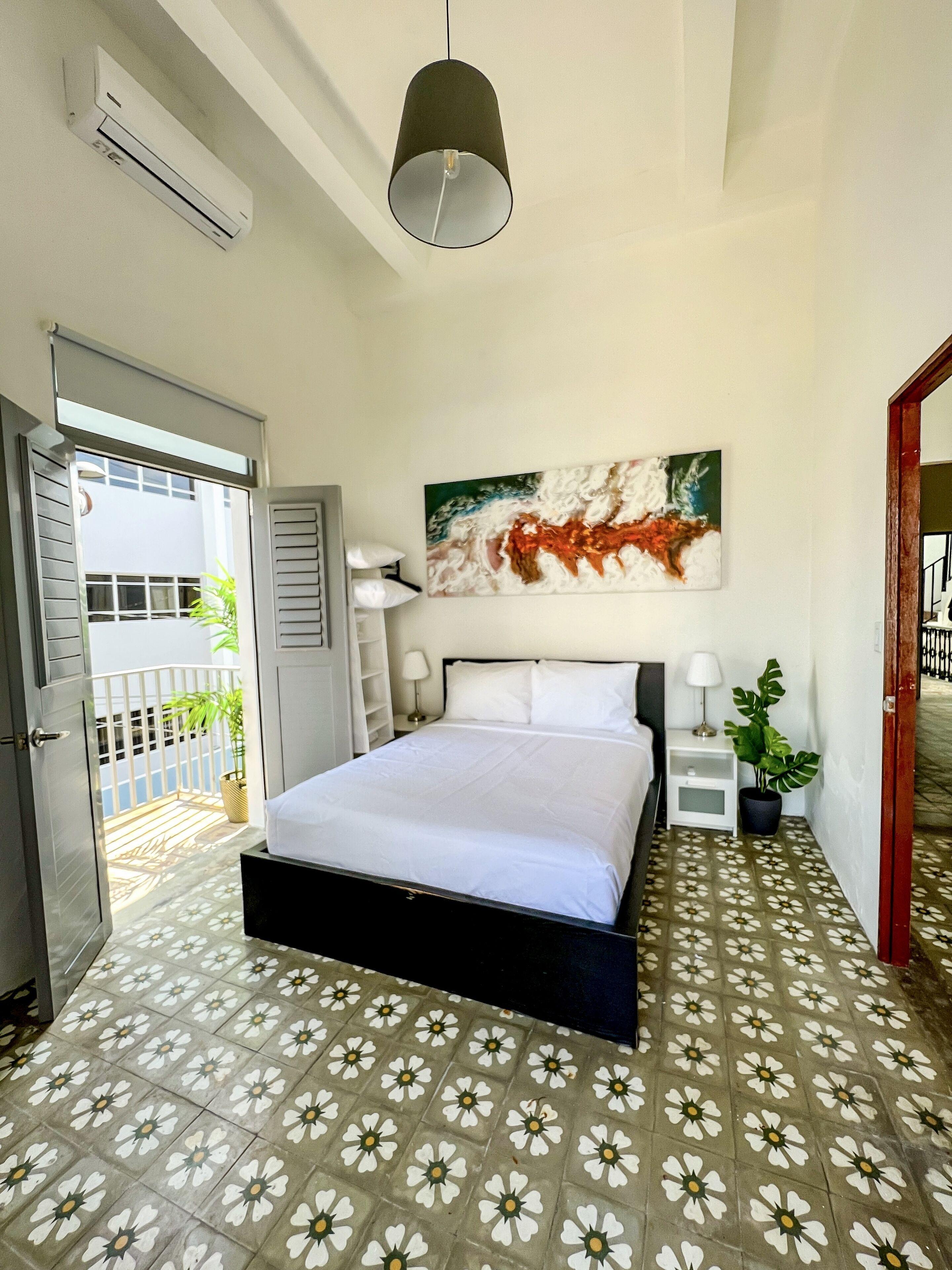 One-Bedroom Apartment with Balcony,1734613073:JPEG