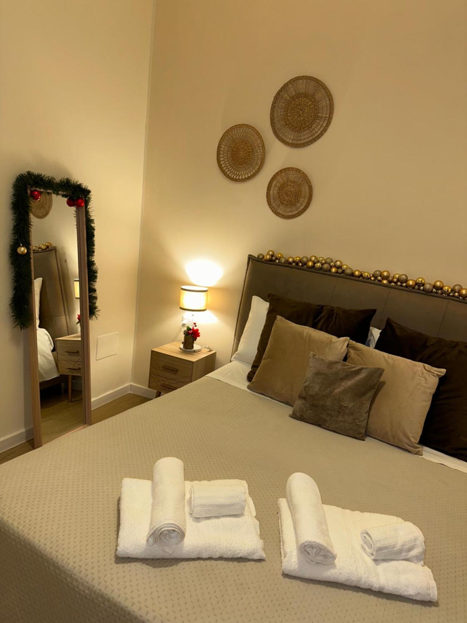 Double Room Private Bathroom