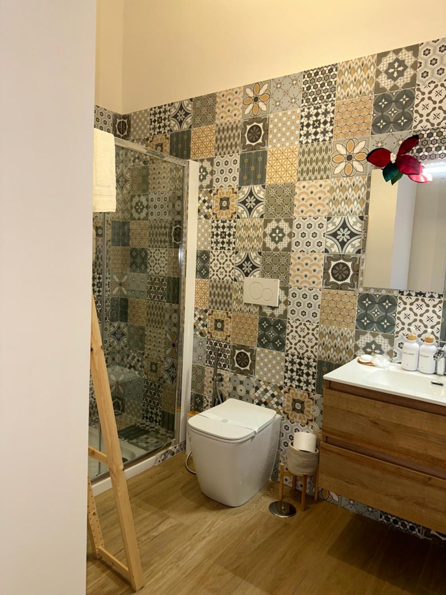 Family Room Private Bathroom