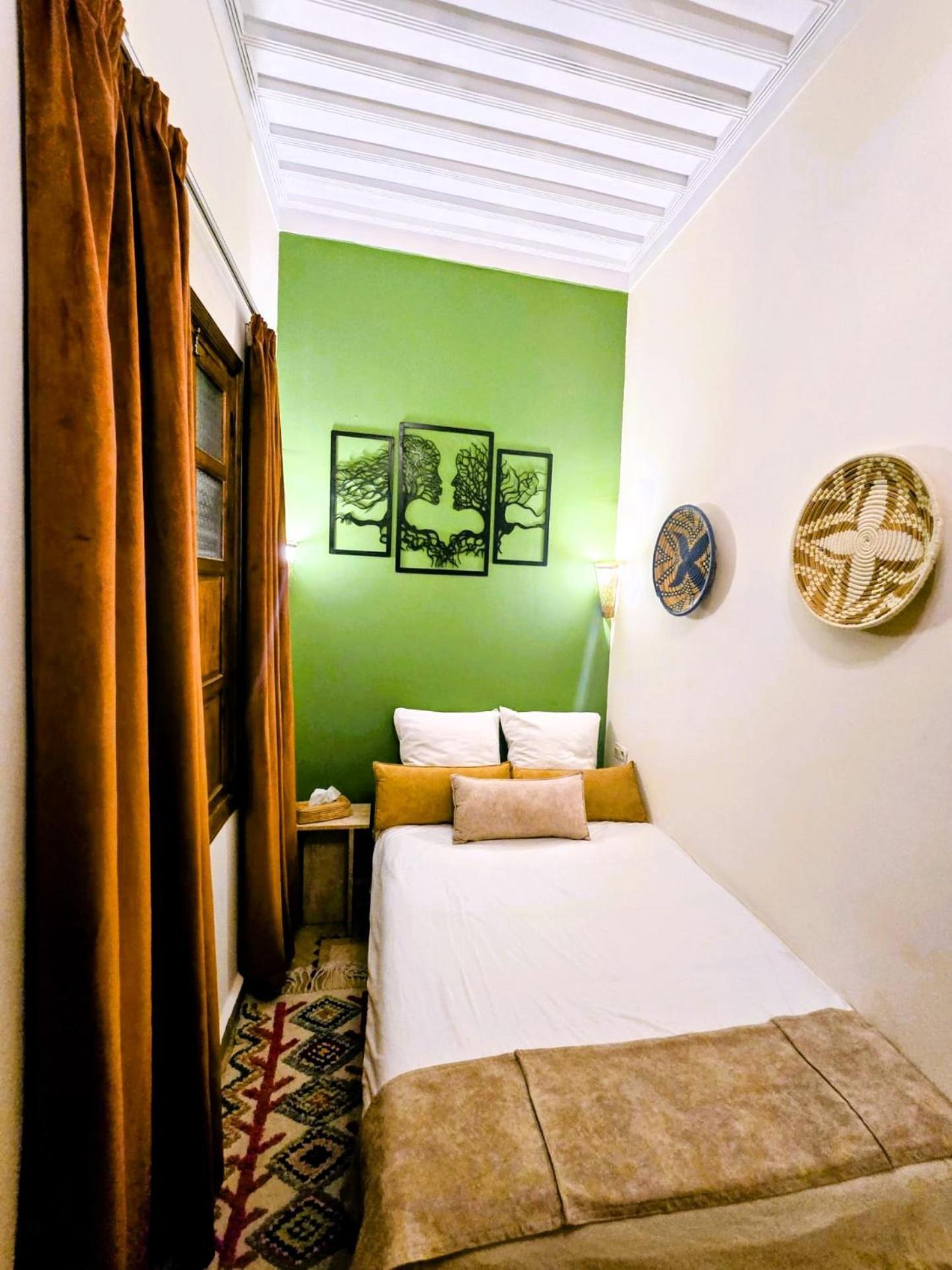 Single Room Bathroom